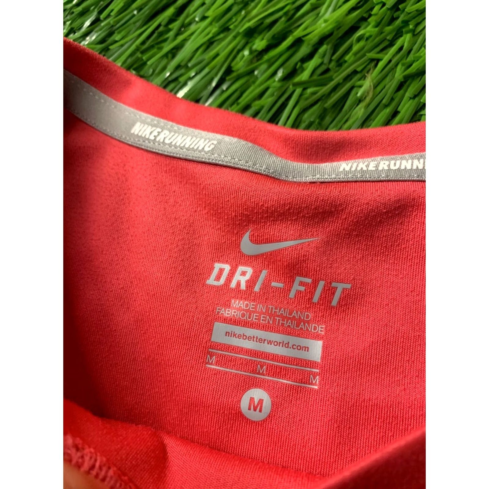 Nike NIKE Dri-FIT ORIGINAL RUN Running Women Shirt Jersey Tee Size M Pink Athletic Shirt Womens Size M / US 6-8 / IT 42-44 - 5 Thumbnail