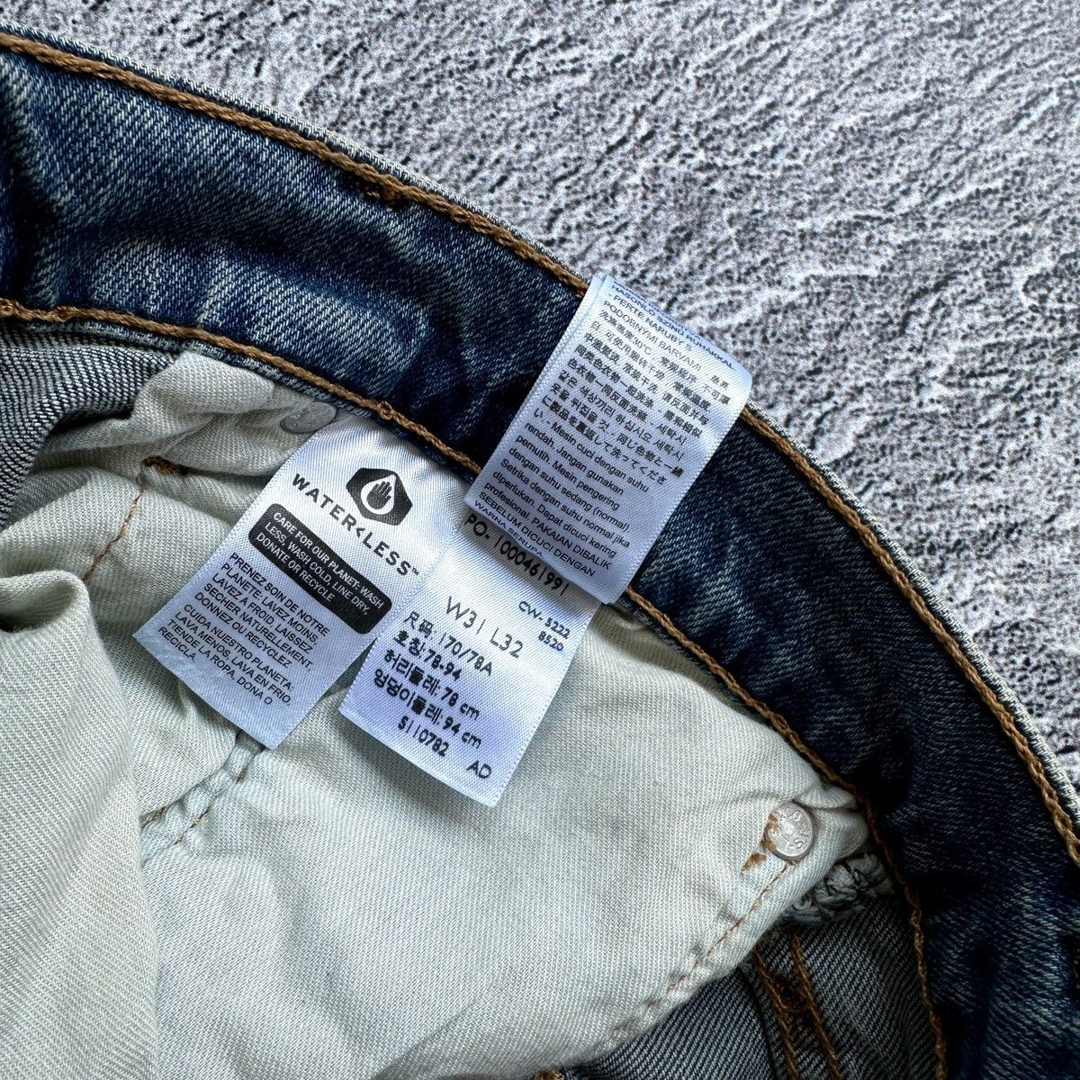 Levi's × Levi's Vintage Clothing Men’s Jeans Levi’s 512 Lo-Ball Blue Size: 31/32 Size US 31 - 12 Thumbnail