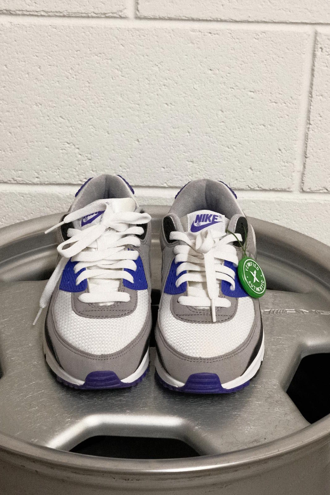 Nike Nike Air Max 90 Sneaker "Hyper Grape" colorway US 8.5 WOMENS Size US 8 / EU 41 - 1 Thumbnail
