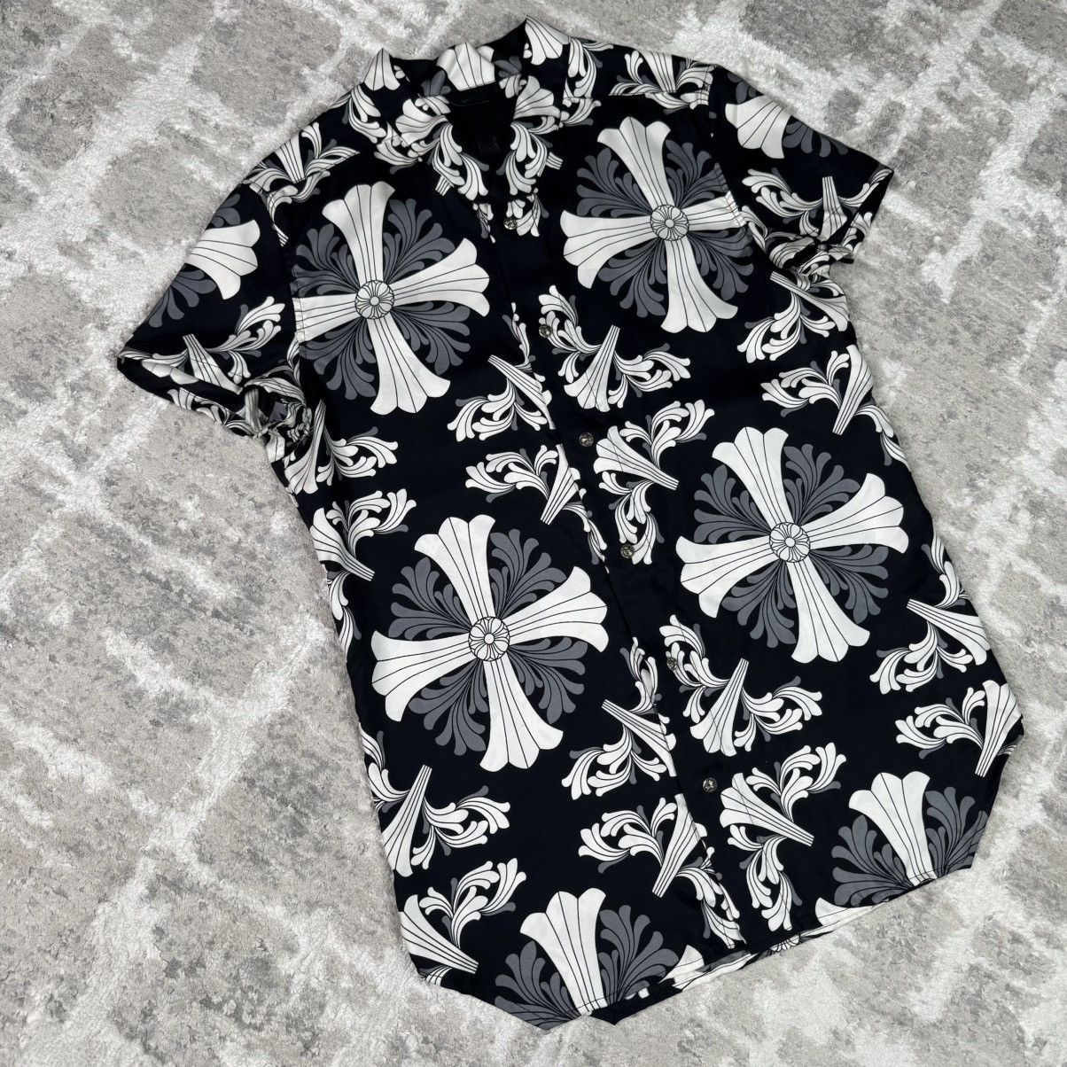 Chrome Hearts Silk plus cross button up short sleeve shirt Size US M / EU 48-50 / 2 - 1 Thumbnail