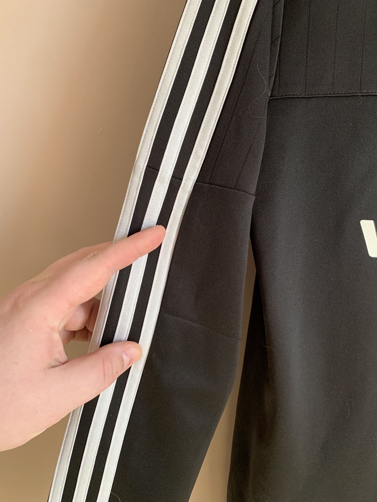 Adidas Wales 2016 Football Sweatshirt Adidas Soccer Black Size M Size US M / EU 48-50 / 2 - 5 Thumbnail
