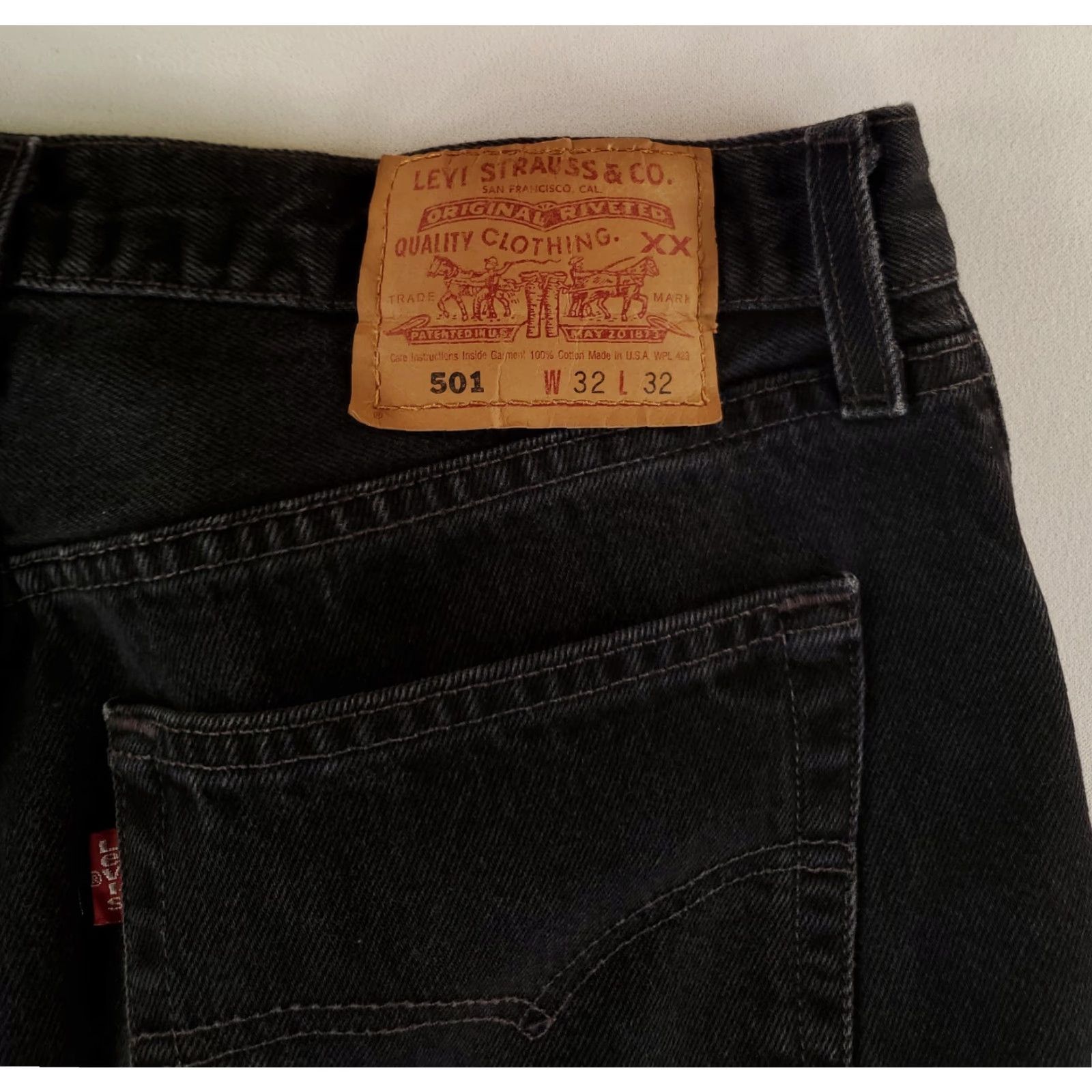 Levi's VINTAGE Levi's 501 Jeans VTG Y2K Black Made USA Mens 32x32 32x31 Actual Straight Hem wear BoysMam? Size US 32 / EU 48 - 5 Thumbnail