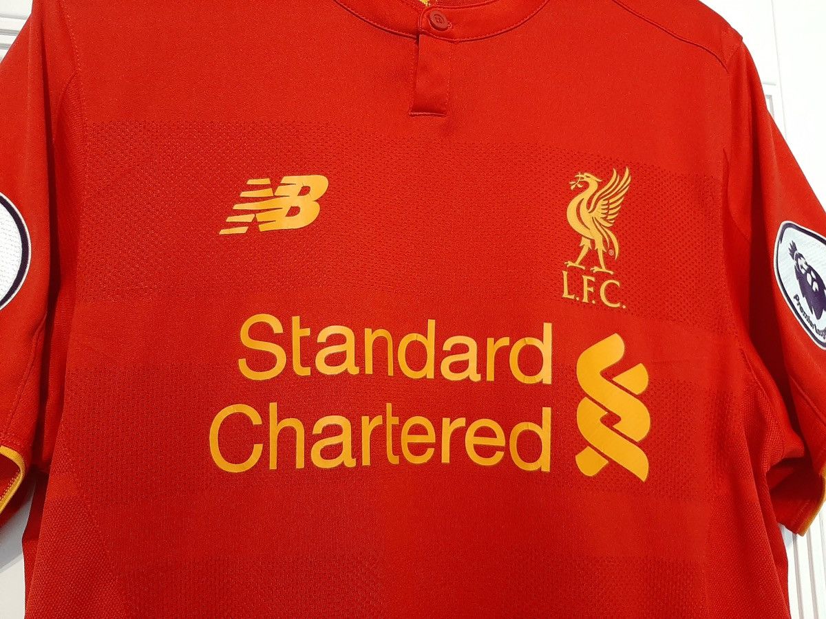 New Balance New Balance football soccer shirt Jersey Liverpool Man Size US M / EU 48-50 / 2 - 5 Thumbnail