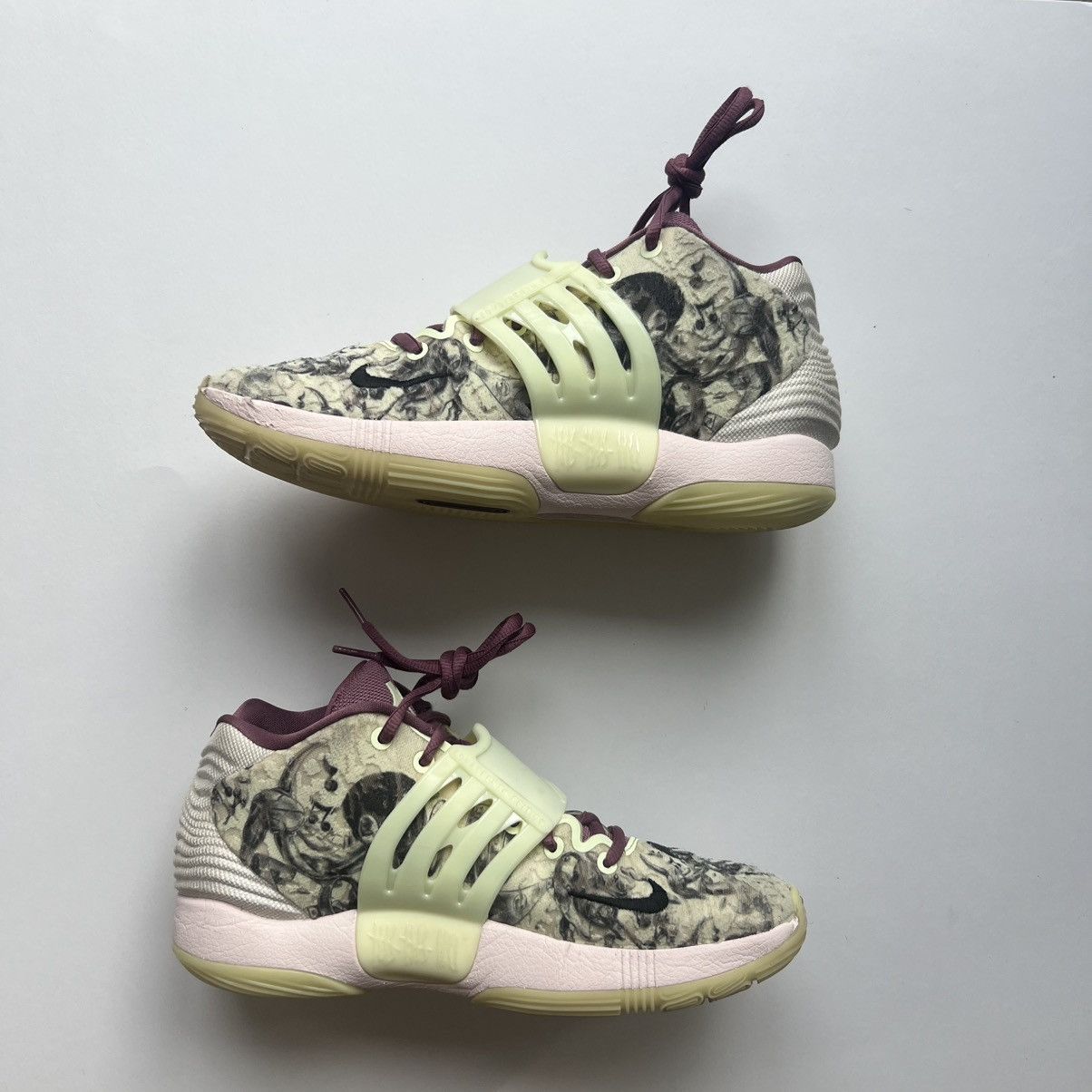 Nike Nike KD 14 Surrealism size 8.5 CW3935 300 PE SE Rare Promo Size US 8.5 / EU 41-42 - 2 Thumbnail
