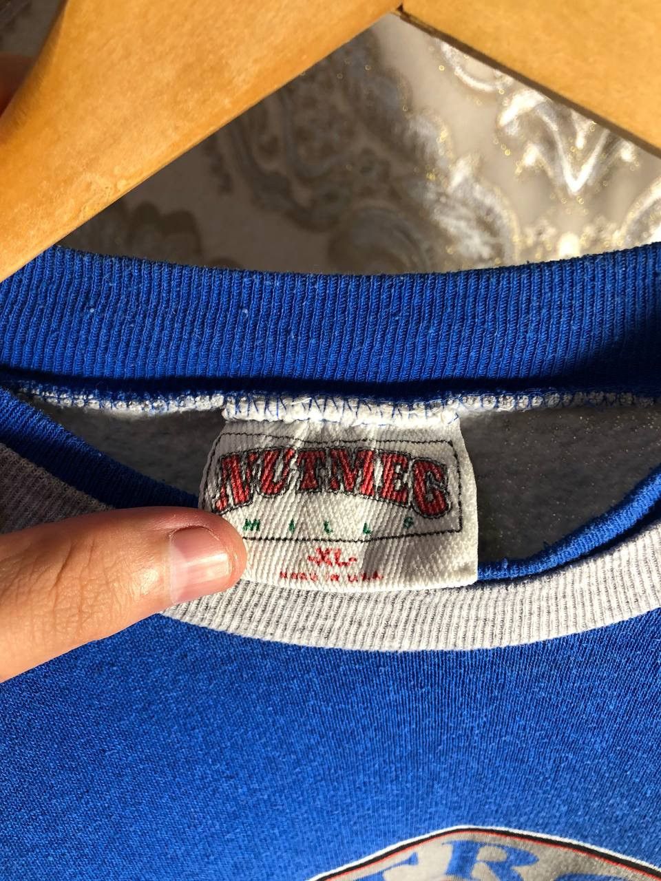 NBA × Vintage VERY RARE NUTMEG DETROIT PISTONS SWEATSHIRT RETRO BLOKECORE Size US XL / EU 56 / 4 - 3 Thumbnail
