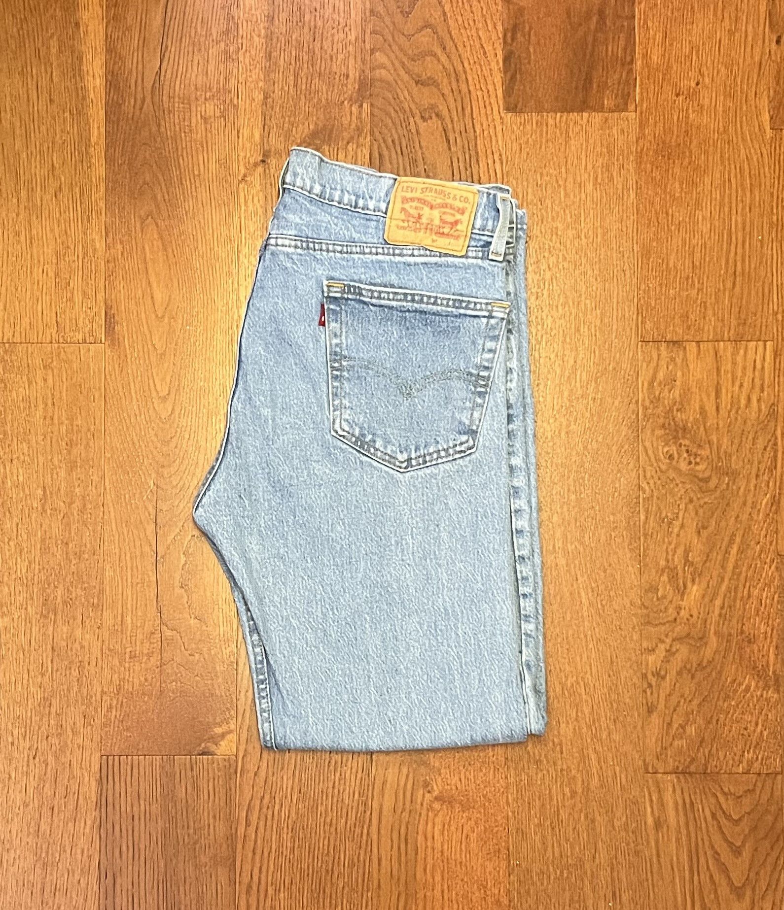Levi's Vintage Clothing Vintage Light Wash Levi's Size US 34 / EU 50 - 3 Thumbnail
