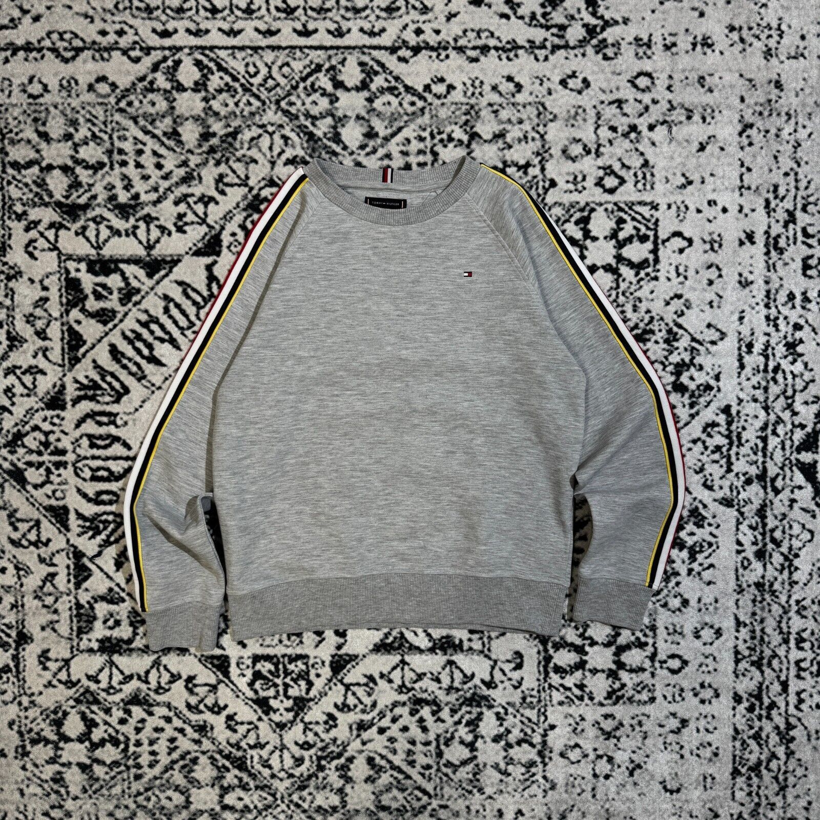Tommy Hilfiger × Vintage tommy hilifiger S, crewneck, gray, cotton, vintage tommy 90s Size US S / EU 44-46 / 1 - 1 Thumbnail