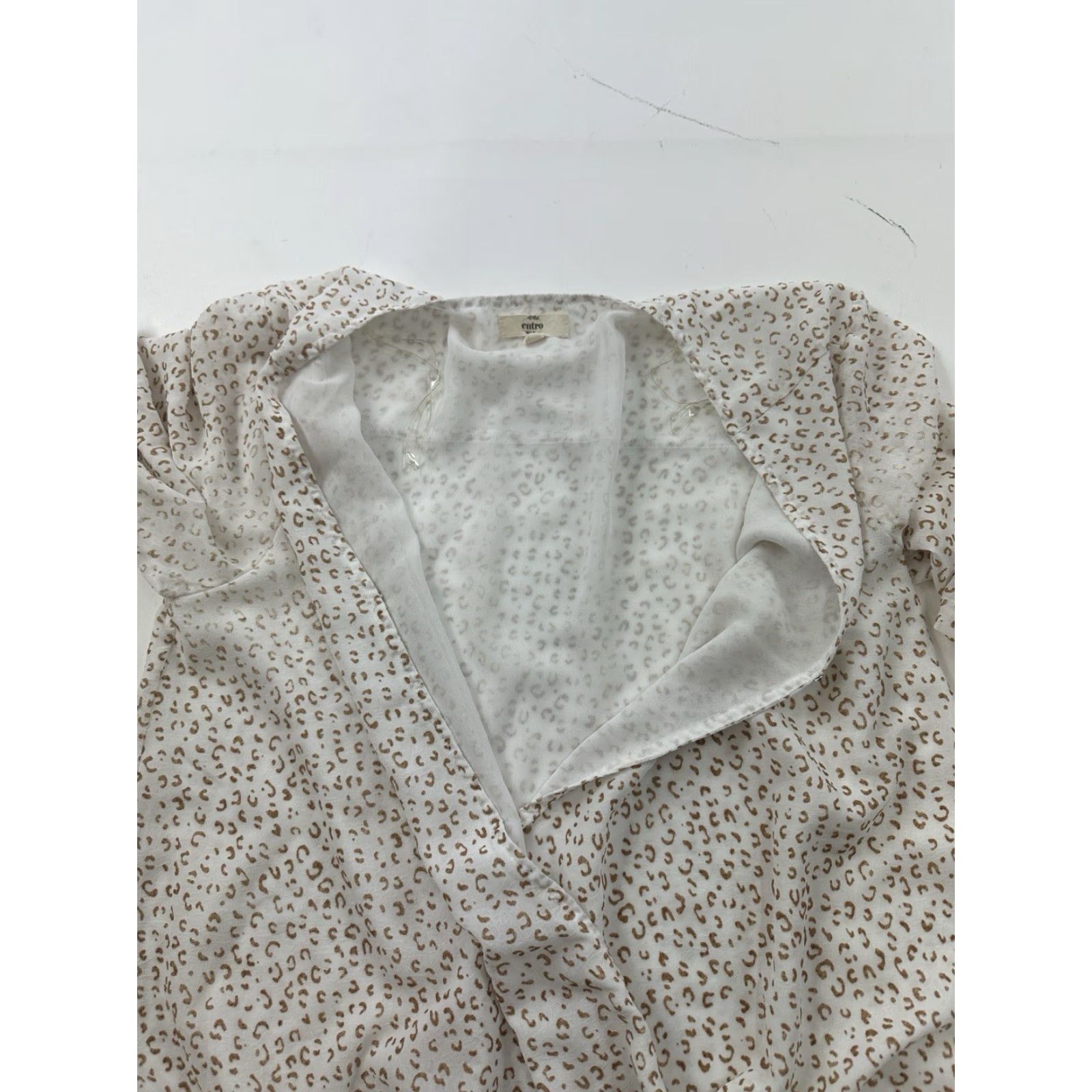 Anthropologie Entro Blouse Womens Large Cheetah Print Boho Wrap V-Neck Long Sleeve Pullover Multicolor Polyester Regular Size L / US 10 / IT 46 - 5 Thumbnail