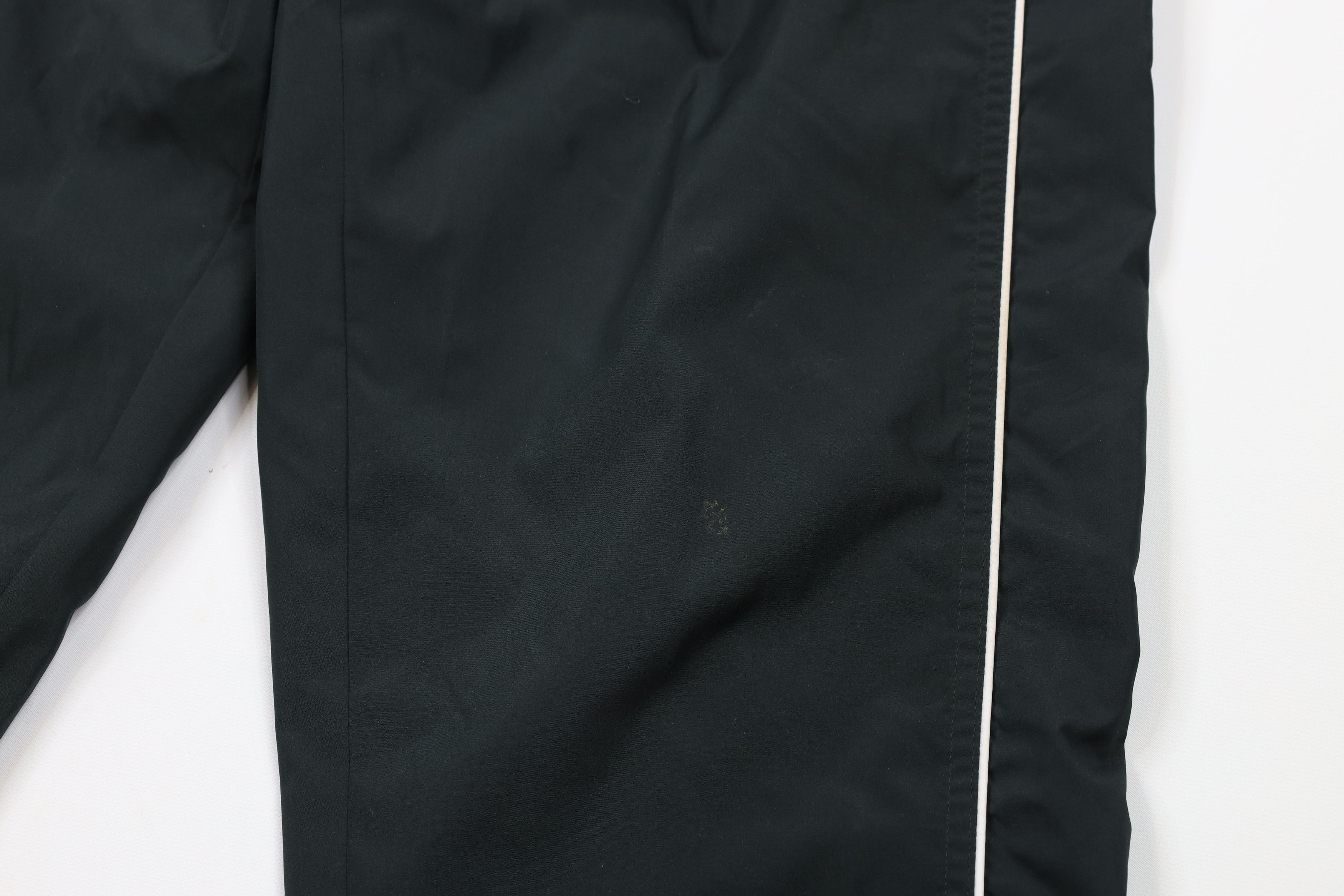 Reebok × Vintage Vintage Reebok Lined 2 Piece Windbreaker Track Suit Size US 34 / EU 50 - 14 Thumbnail