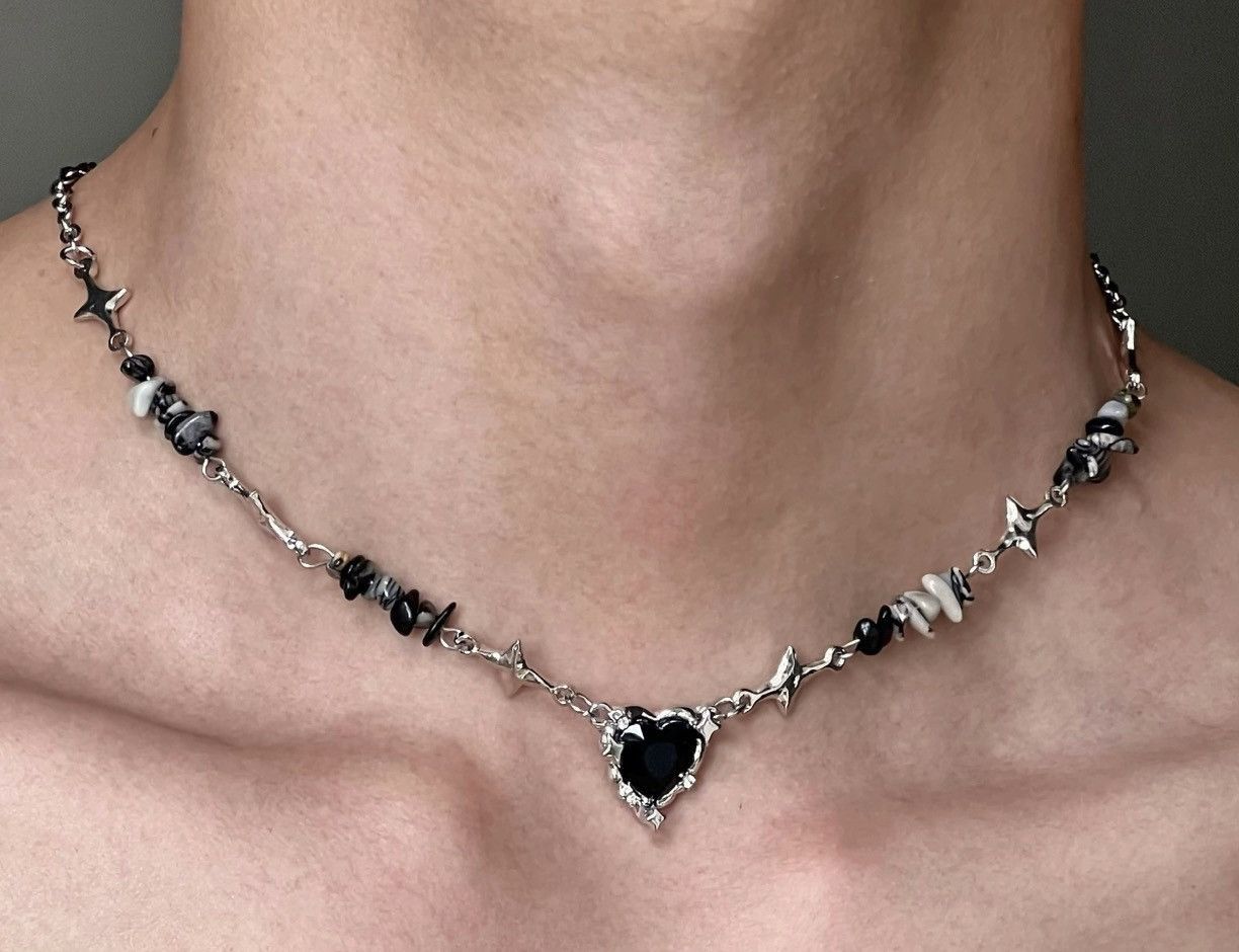 Japanese Brand Retro punk black heart star stone chain necklace choker y2k Size ONE SIZE - 2 Thumbnail