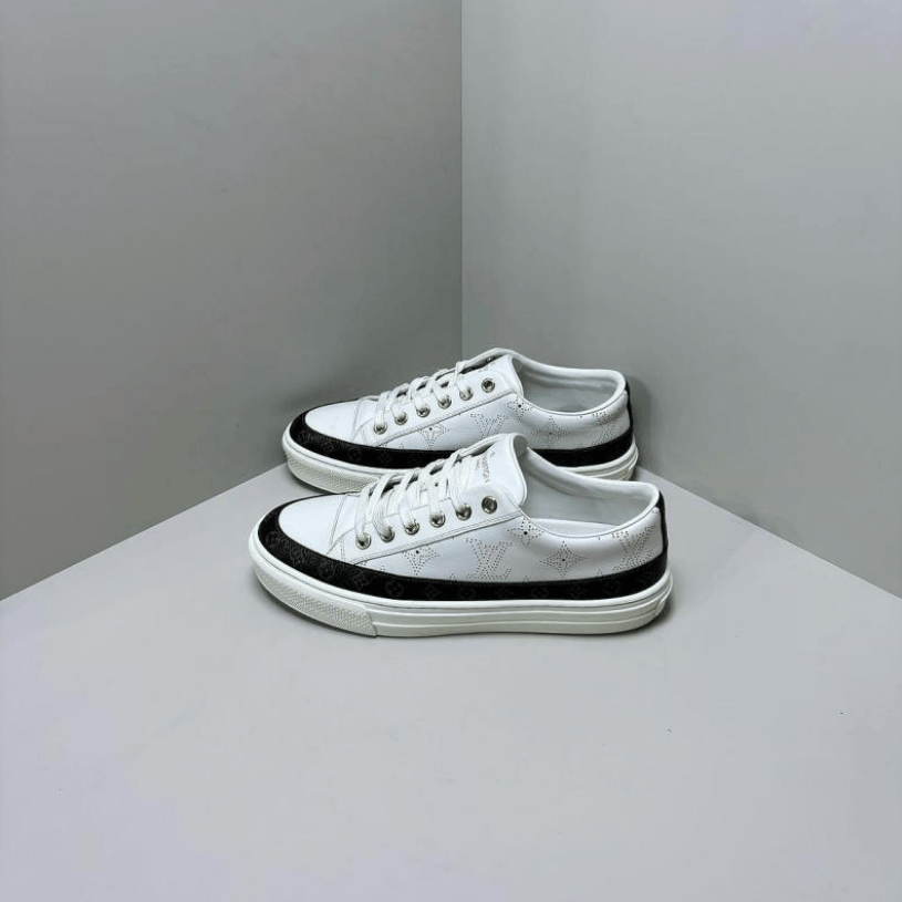 Louis Vuitton Louis Vuitton Low-Top Sneakers Size US 5 / IT 35 - 1 Thumbnail