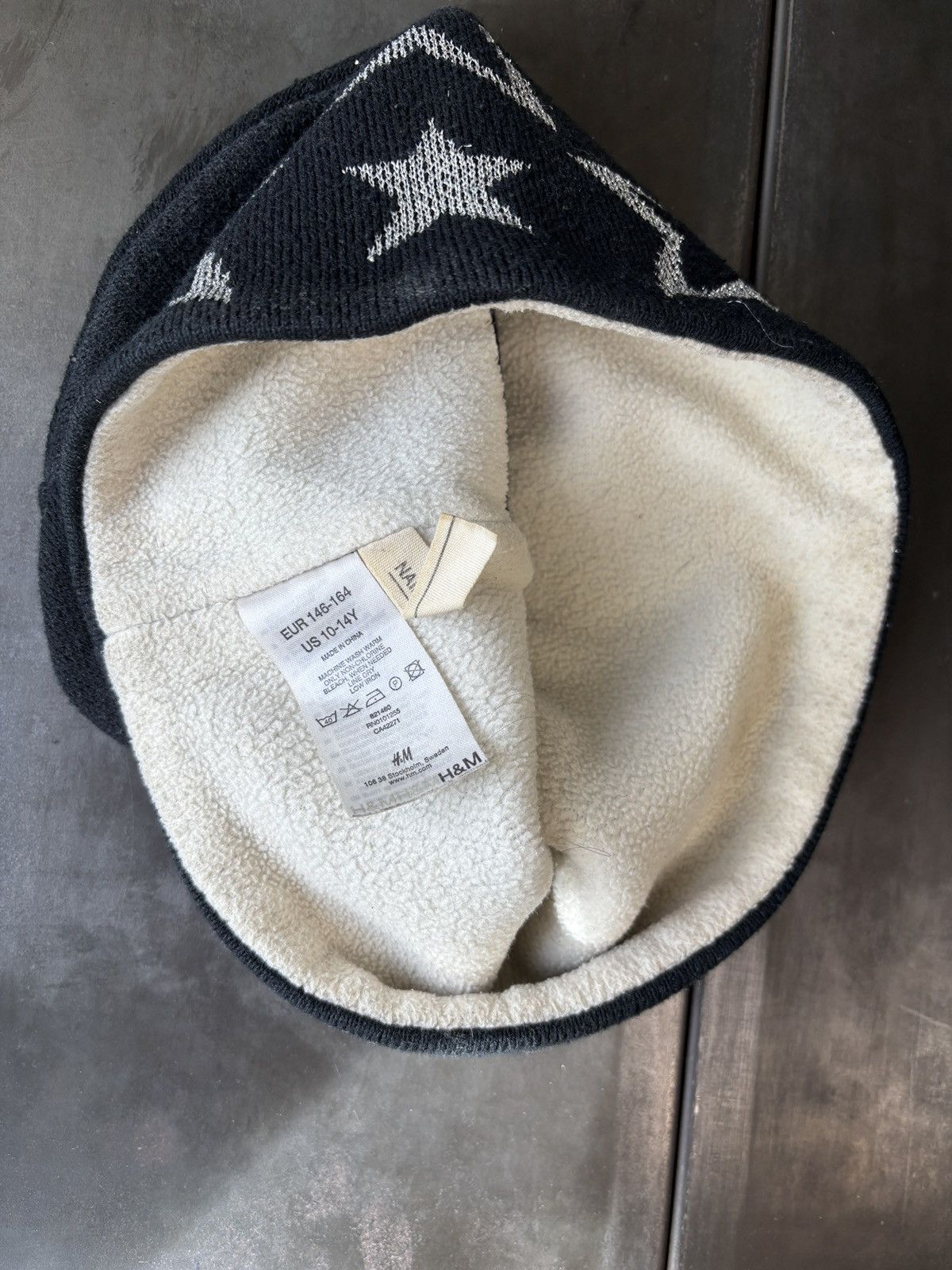 H&M × Vintage 2000s H&M Beanie Star Print Glitter ALP Vintage H and M Hat Size ONE SIZE - 4 Thumbnail