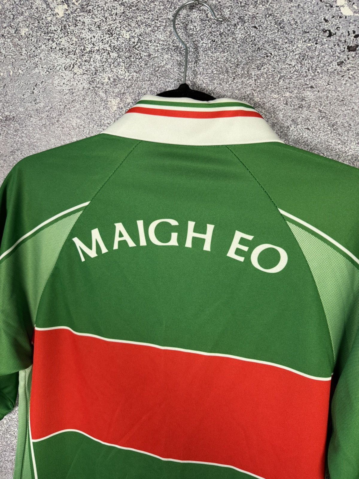 O'Neills × Vintage O’neills Maigh Eo Mayo GAA 2004 Home Top Jersey men’s Size US S / EU 44-46 / 1 - 15 Thumbnail