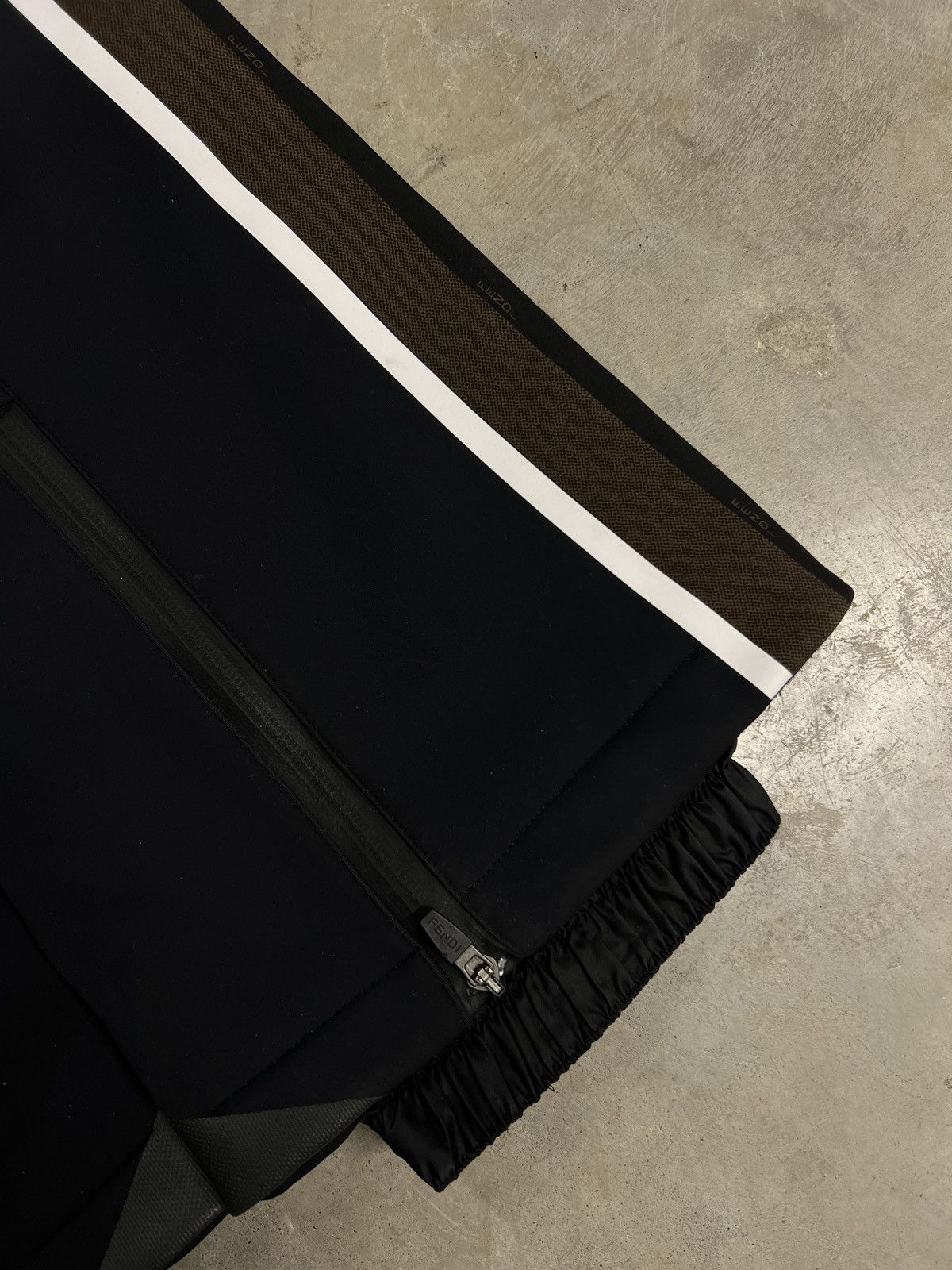Fendi Women's Fendi Ski Snowboard Pants Softshell Black Size 29" - 7 Thumbnail