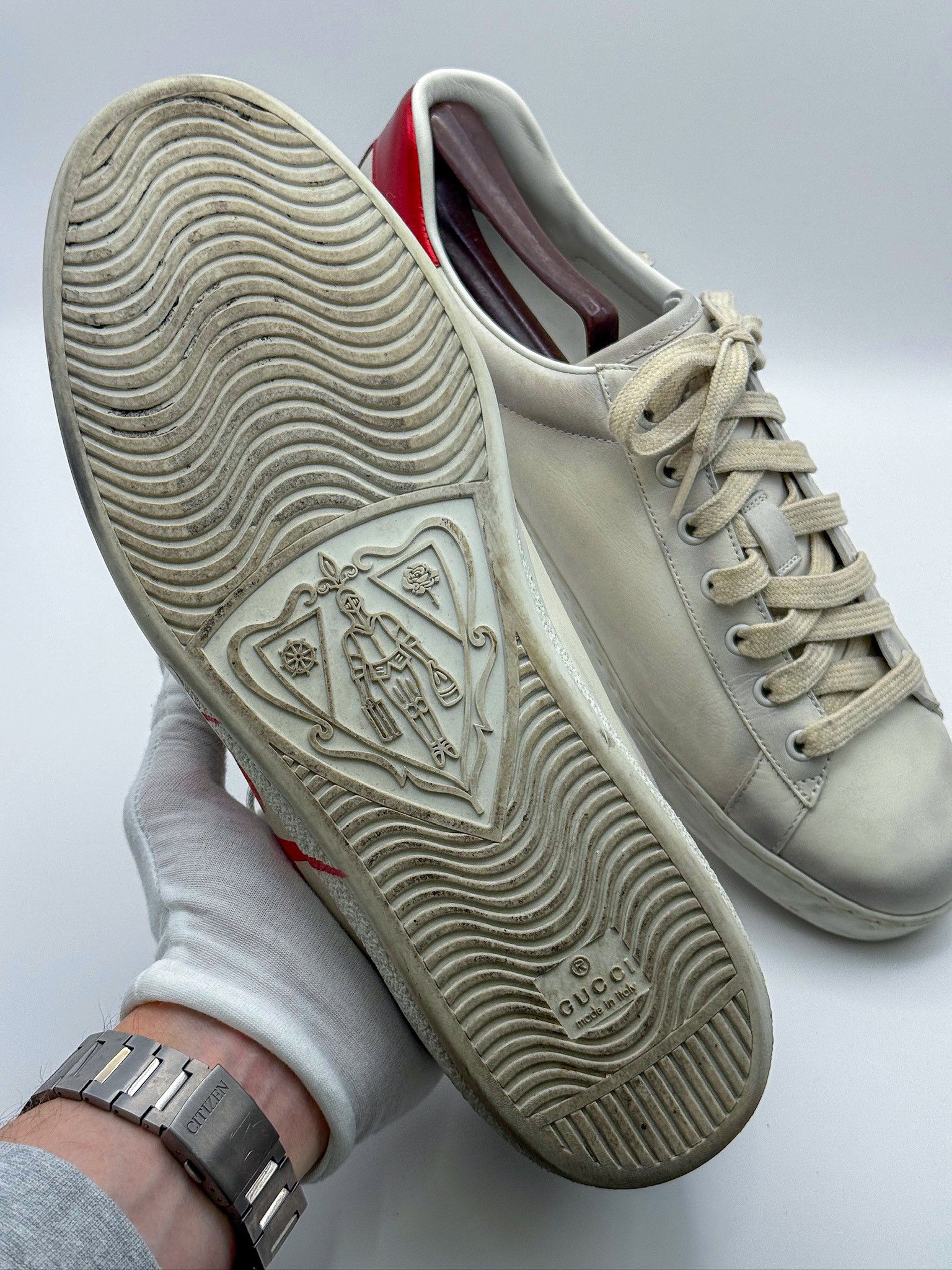 Gucci Gucci Ace Graffiti Logo Distressed White-Beige Leather Size US 10 / EU 43 - 11 Thumbnail