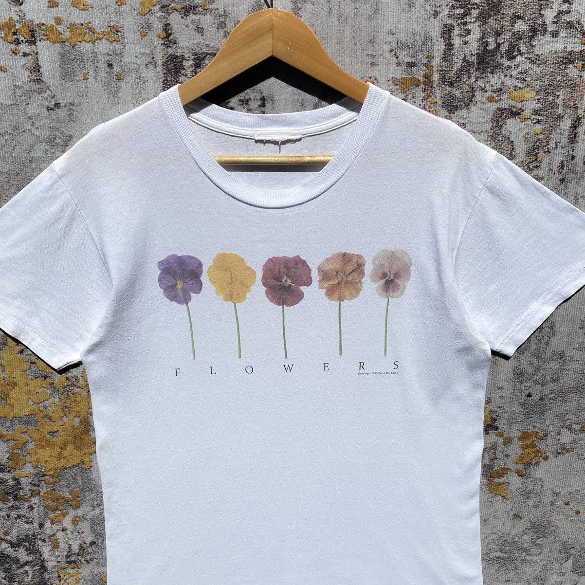 Vintage Vintage 1995 Flower Plant The Earth Art Shirt Size US S / EU 44-46 / 1 - 5 Thumbnail