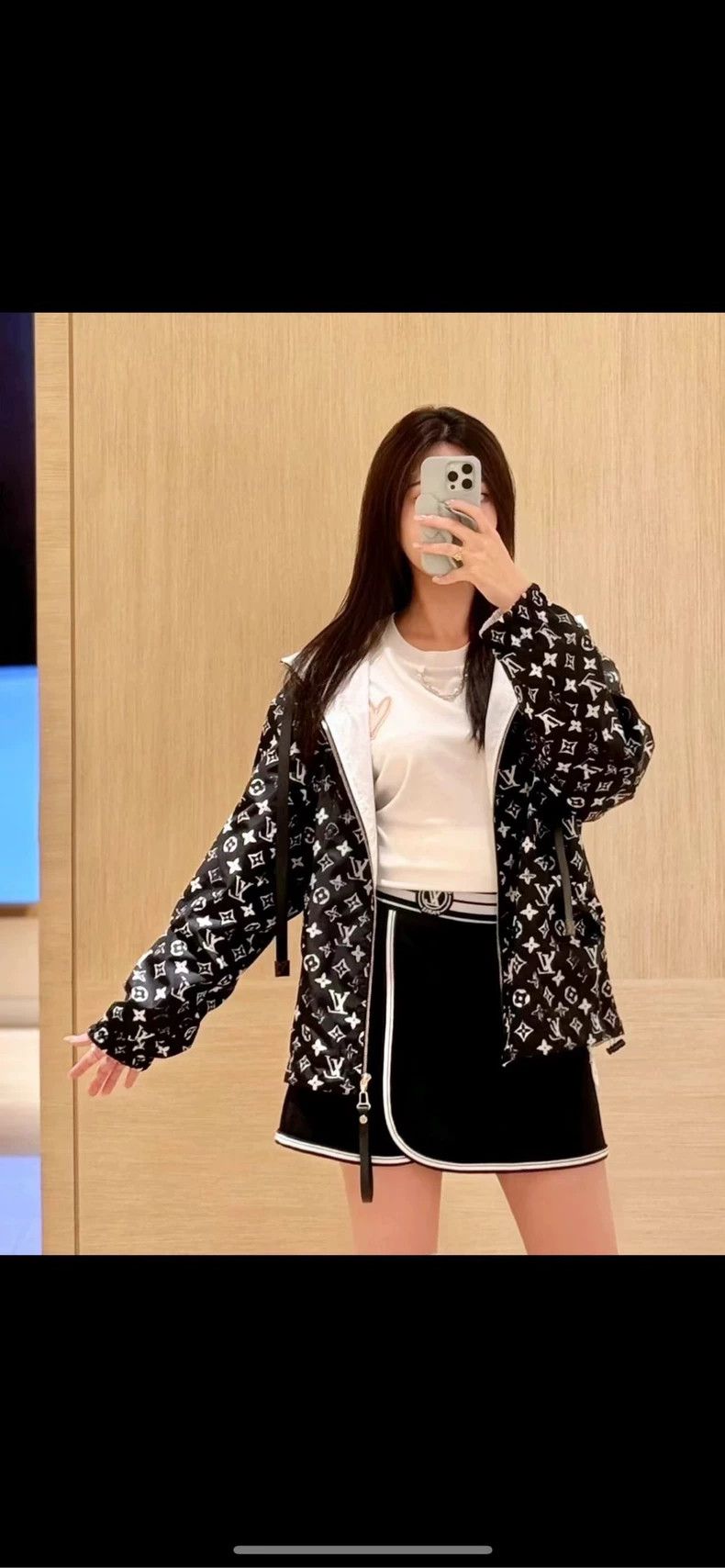 Louis Vuitton Louis Vuitton Black and white presbyopic light assault jac Size XS / US 0-2 / IT 36-38 - 9 Thumbnail