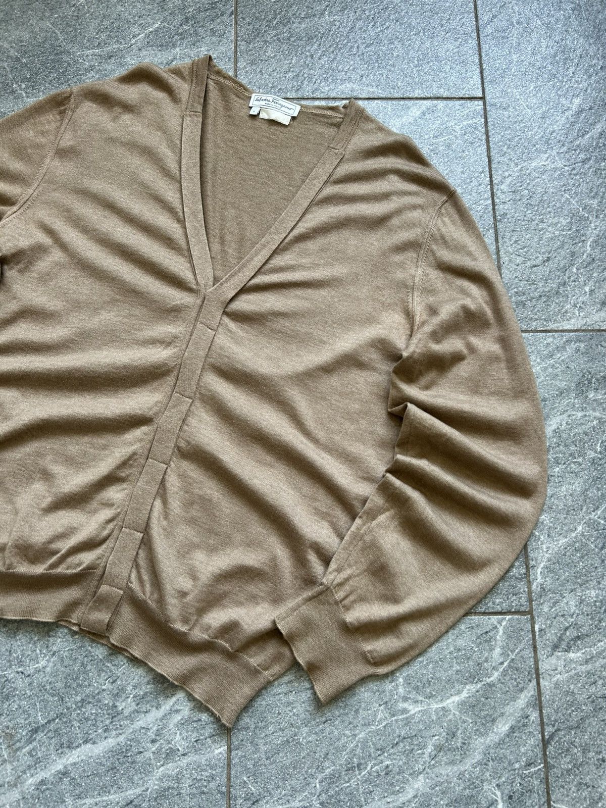Salvatore Ferragamo Vintage salvatore ferragamo cardigan sweater Size US L / EU 52-54 / 3 - 2 Thumbnail