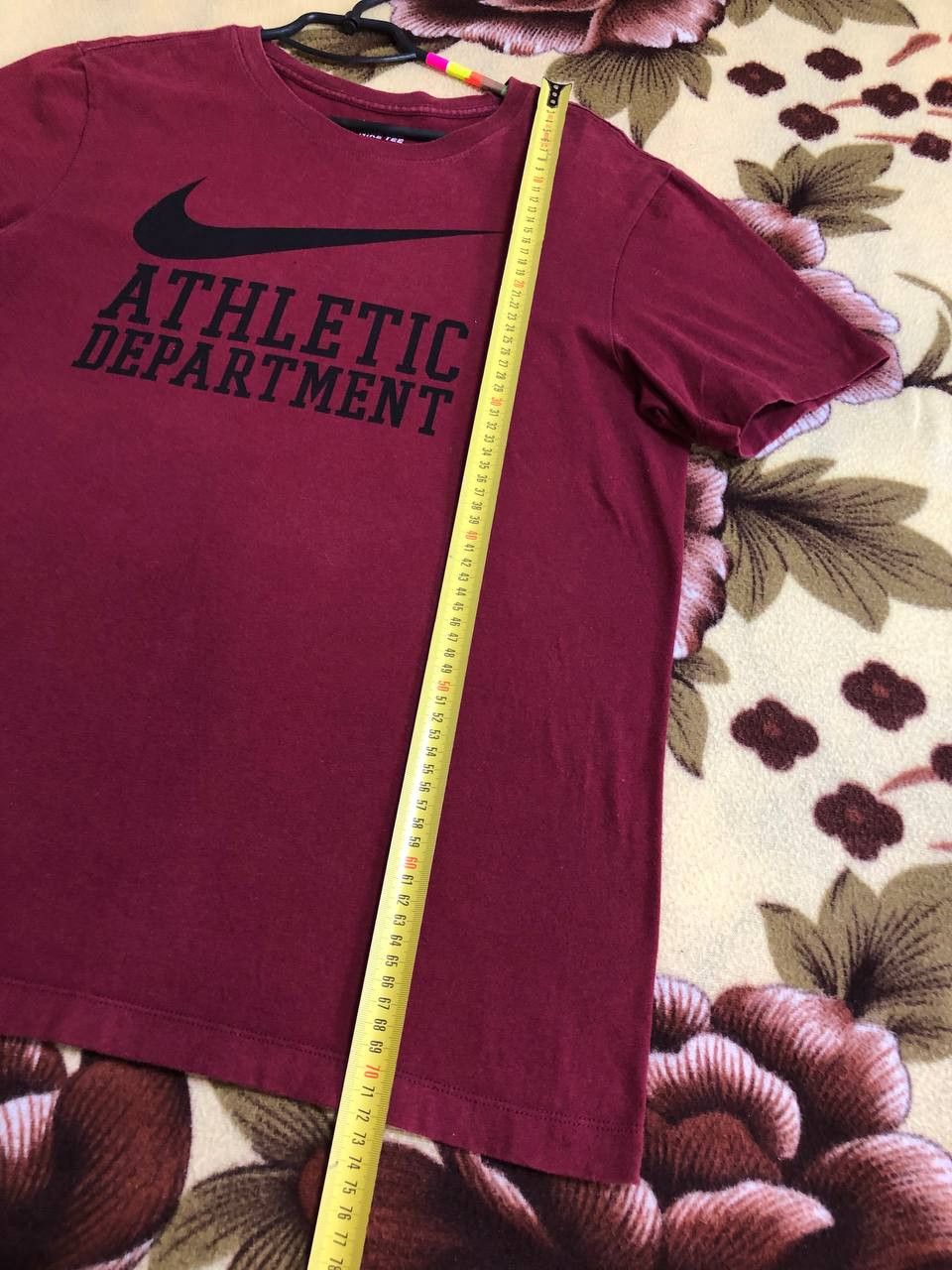Nike Nike Shirt Men Center Swoosh Athletic Department Logo Size US S / EU 44-46 / 1 - 9 Thumbnail
