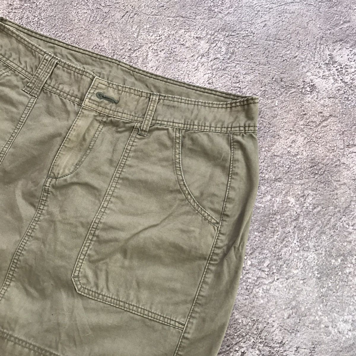Vintage Y2K Vintage Cargo Mini Skirt Streetwear Baggy Pockets 28 Size 28" / US 6 / IT 42 - 5 Thumbnail