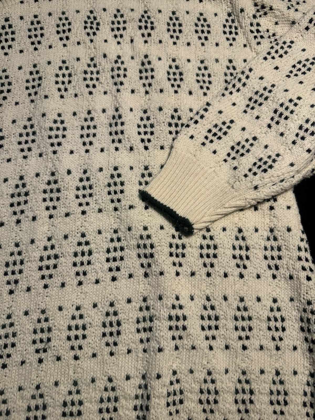 Bill Blass 90s Vintage Geometric Pattern Green and White knitted Size US L / EU 52-54 / 3 - 2 Thumbnail