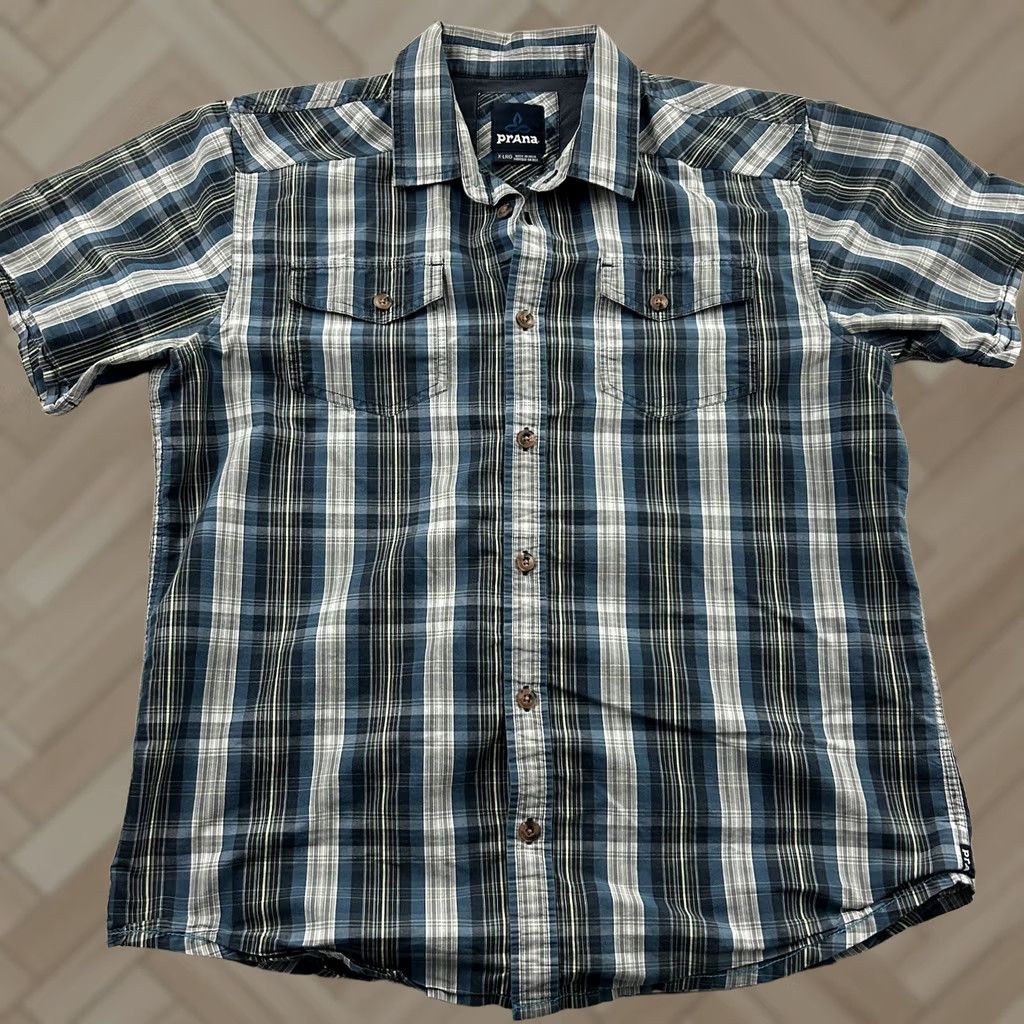 Prana prAna Plaid Short Sleeve Button Front Shirt XL Blue Gray Mens Button-Up Casual Outdoor Cotton Pocketed Size US XL / EU 56 / 4 - 1 Thumbnail