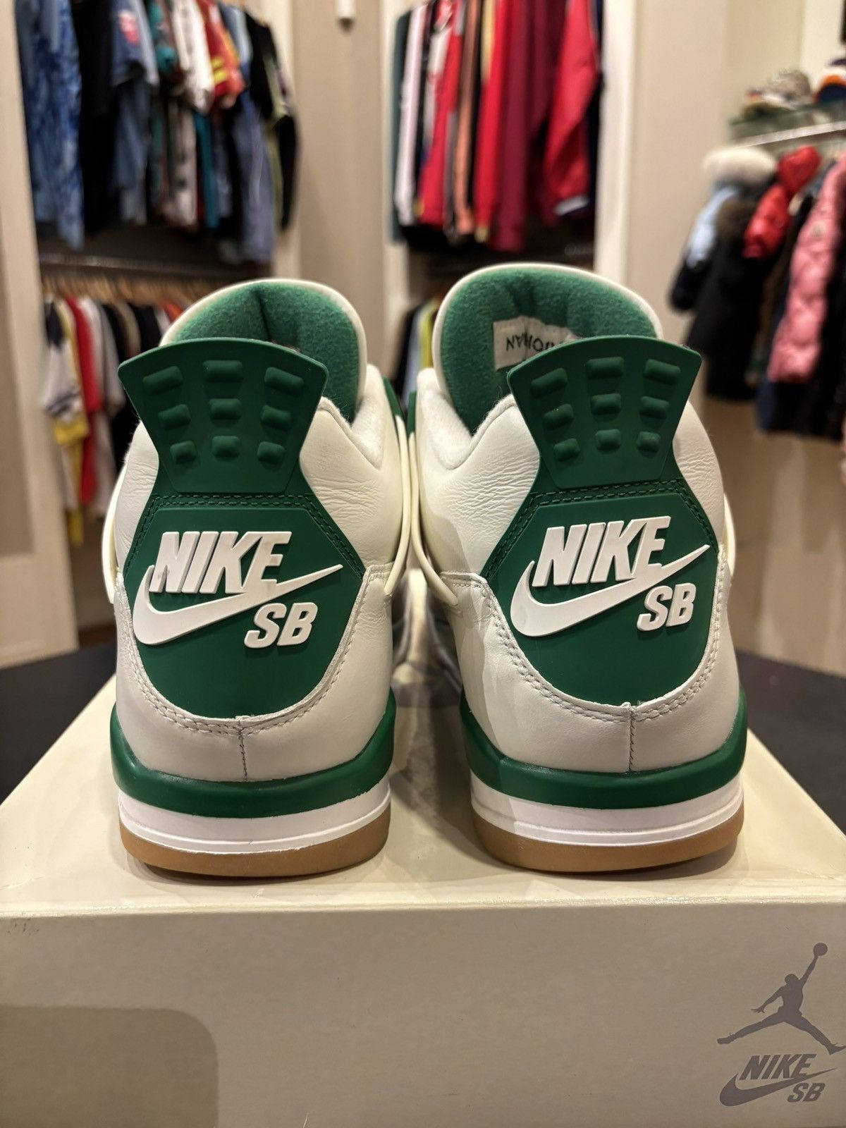 Jordan Brand Jordan 4 Retro SB ‘Pine Green’ Size US 11 / EU 44 - 3 Thumbnail