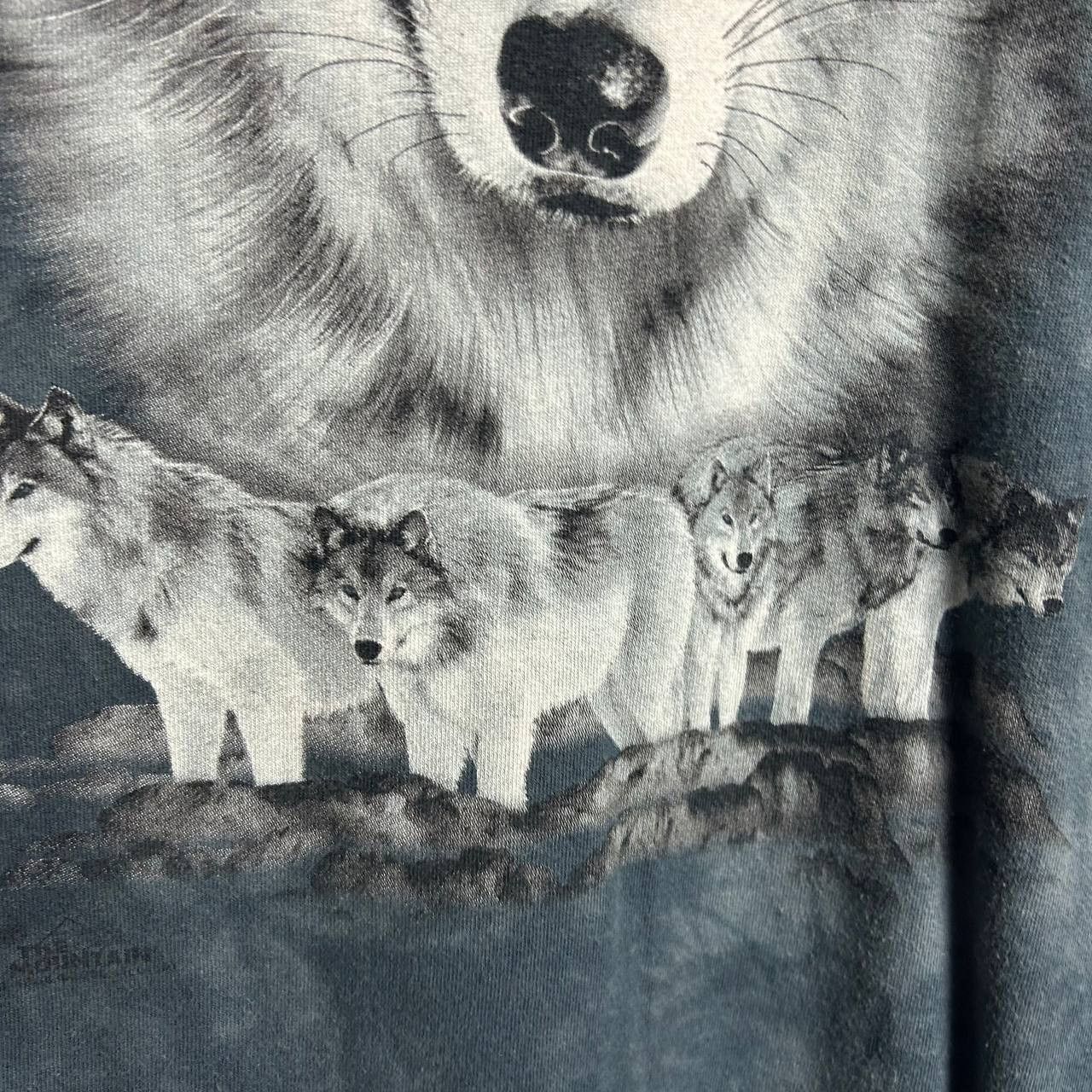 The Mountain Vintage The Mountain Wolf 2004 graphic streetwear tee Size US L / EU 52-54 / 3 - 4 Thumbnail