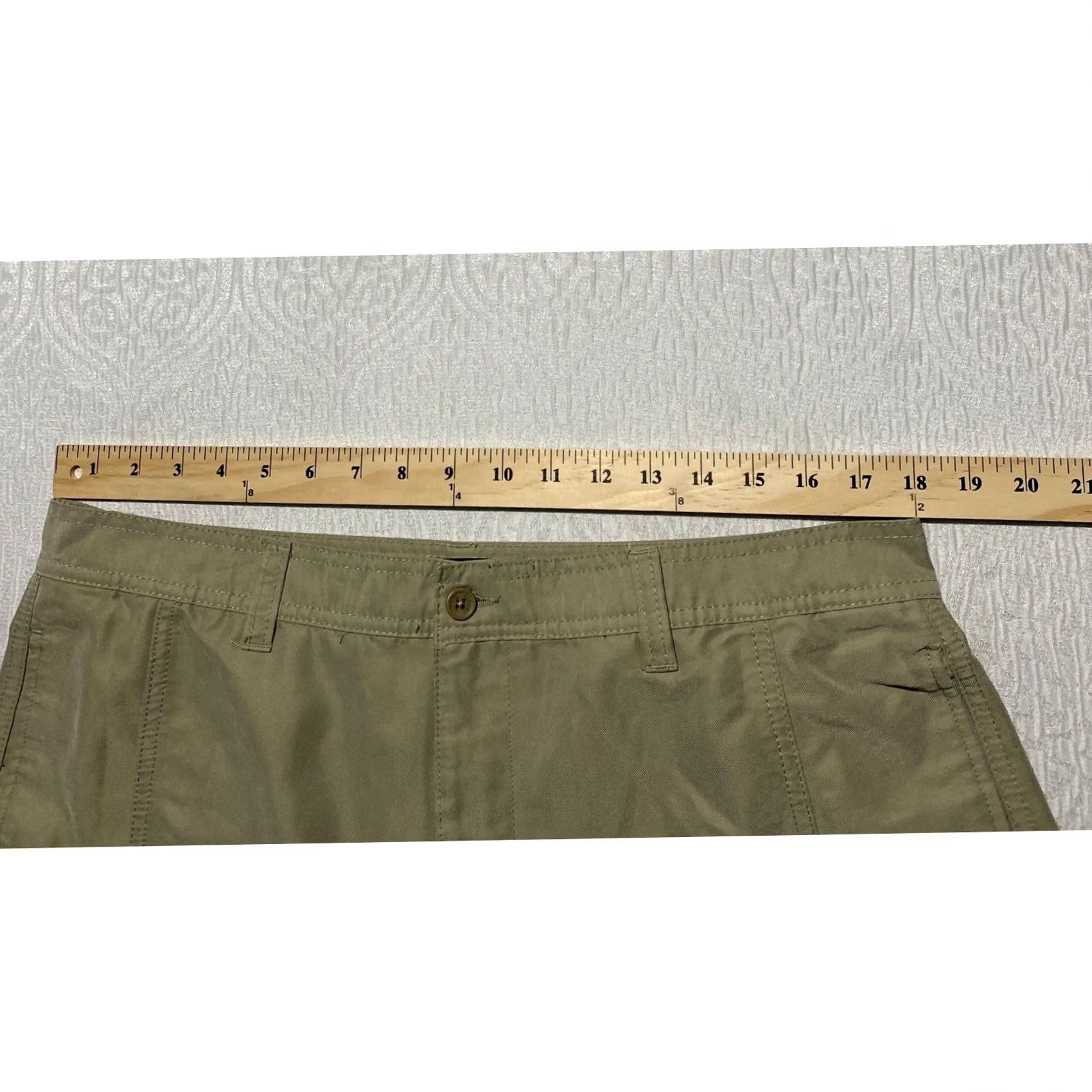 Alfani Alfani Mens 36 Khaki Cargo Shorts Modal Blend Tan Utility Summer Casual Size US 36 / EU 52 - 3 Thumbnail