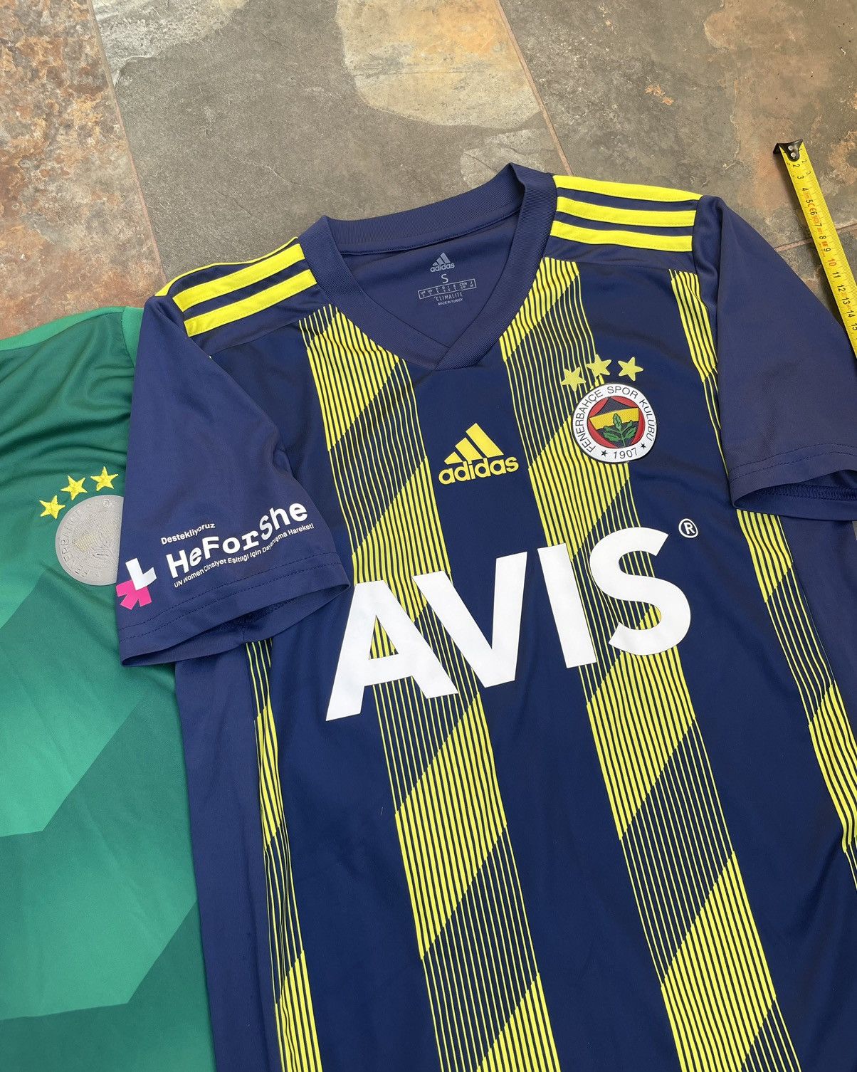 Adidas Last drop!X2 Fenerbahce Jerseys Bundle 2019/2020 Size US M / EU 48-50 / 2 - 3 Thumbnail