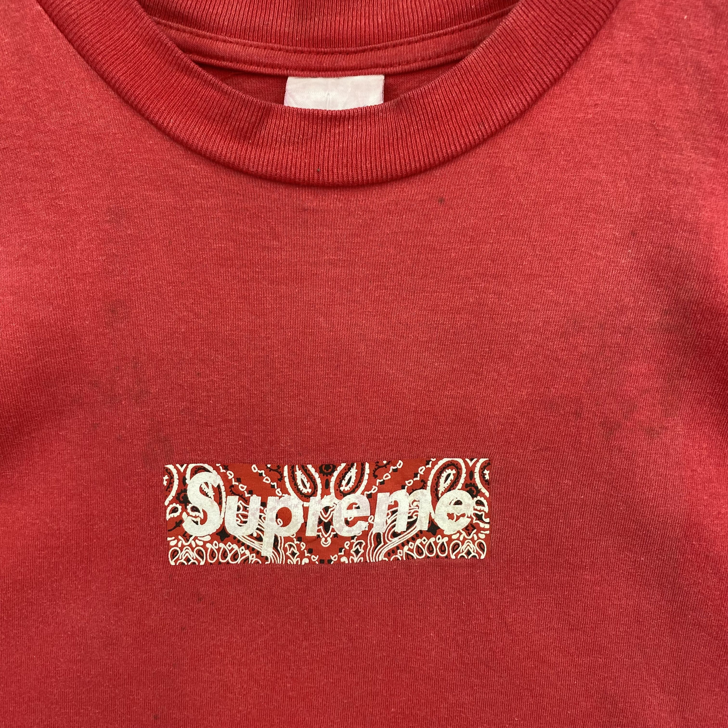 Japanese Brand Vintage Supreme T-Shirt Supreme Box Logo Paisley Iconic Tees Size US L / EU 52-54 / 3 - 2 Thumbnail