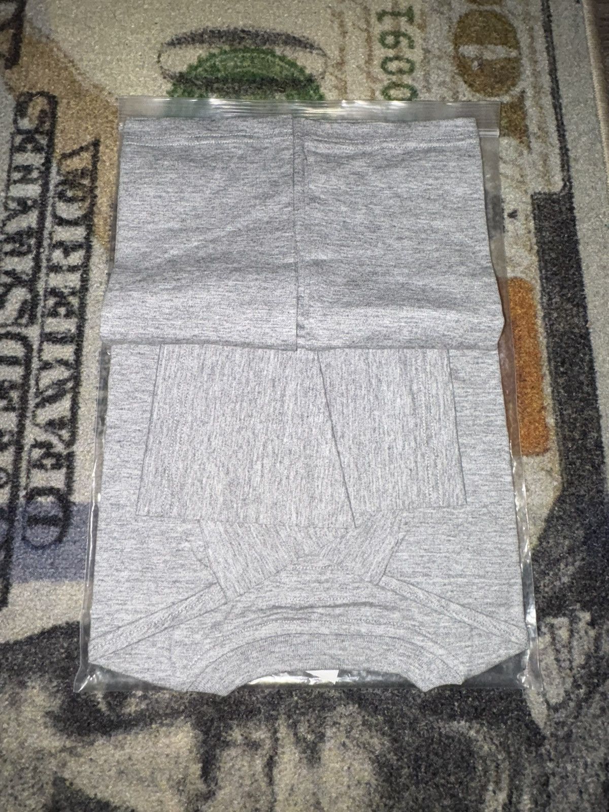 Supreme Supreme Small Box S/S Tee Grey Size US M / EU 48-50 / 2 - 4 Thumbnail