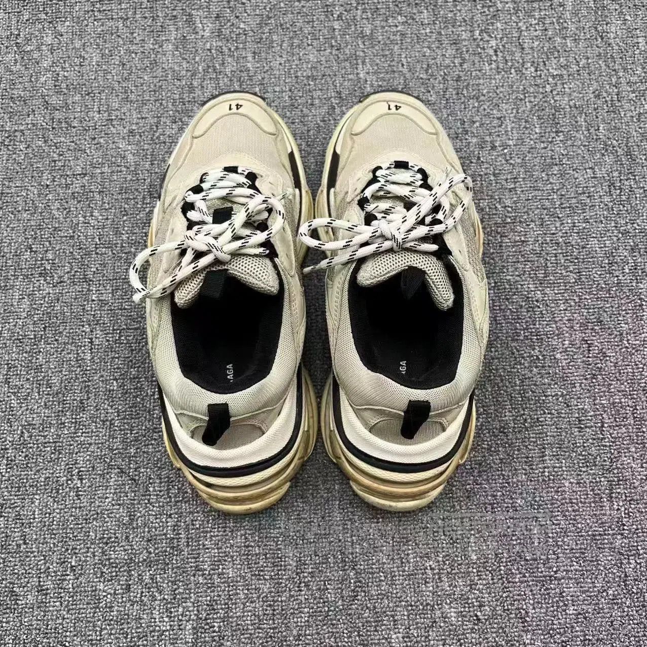 Balenciaga balenciaga triple s retro dad sneakers. Size US 8 / EU 41 - 3 Thumbnail
