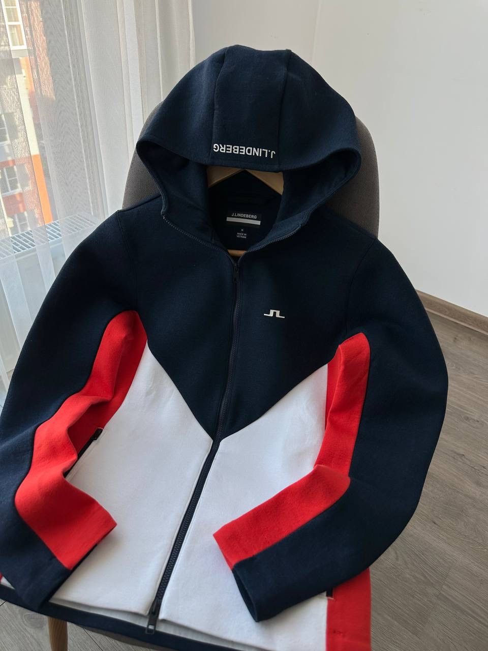 J.Lindeberg × Vintage Vintage J.Lindeberg Full Zip Crystal Hoodie Size M / US 6-8 / IT 42-44 - 9 Thumbnail