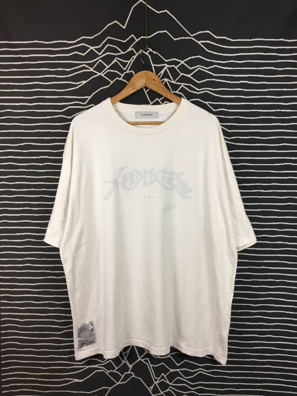 Band Tees Zutomayo Japanese Rock Band Oversized Tee Size XXL Size US XXL / EU 58 / 5 - 2 Thumbnail