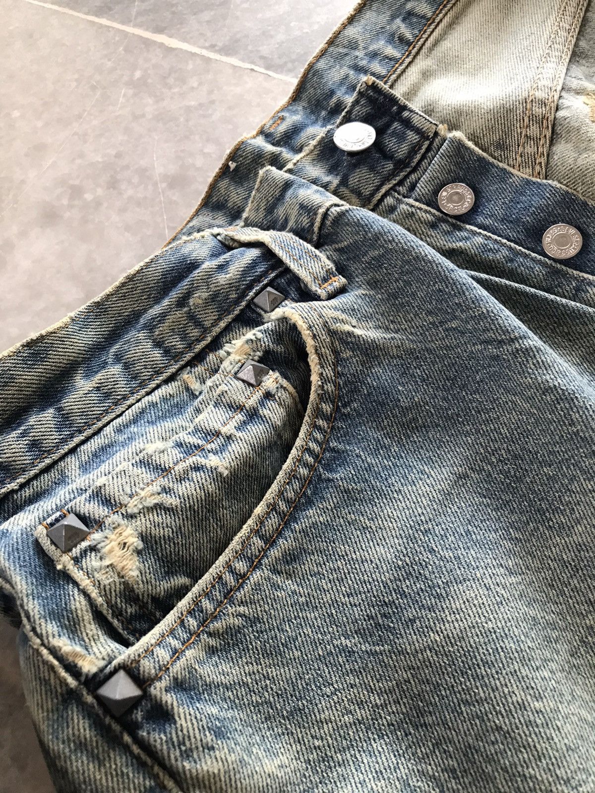 Levi's Vintage Clothing × Montage Vintage Levi’s 501 Jeans Custom Montage denim Crowd Size US 34 / EU 50 - 6 Thumbnail