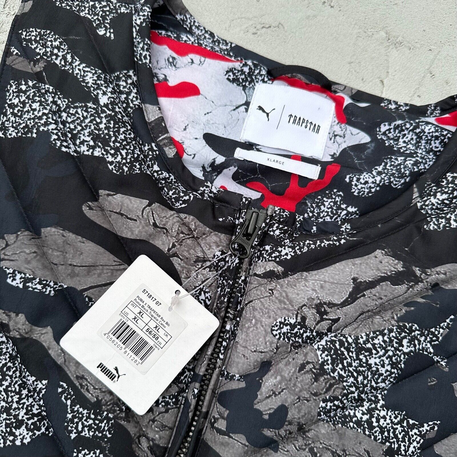 Puma × Trapstar London NWT Puma Trapstar Rev Bib Camo Puffer Vest Size US XL / EU 56 / 4 - 2 Thumbnail