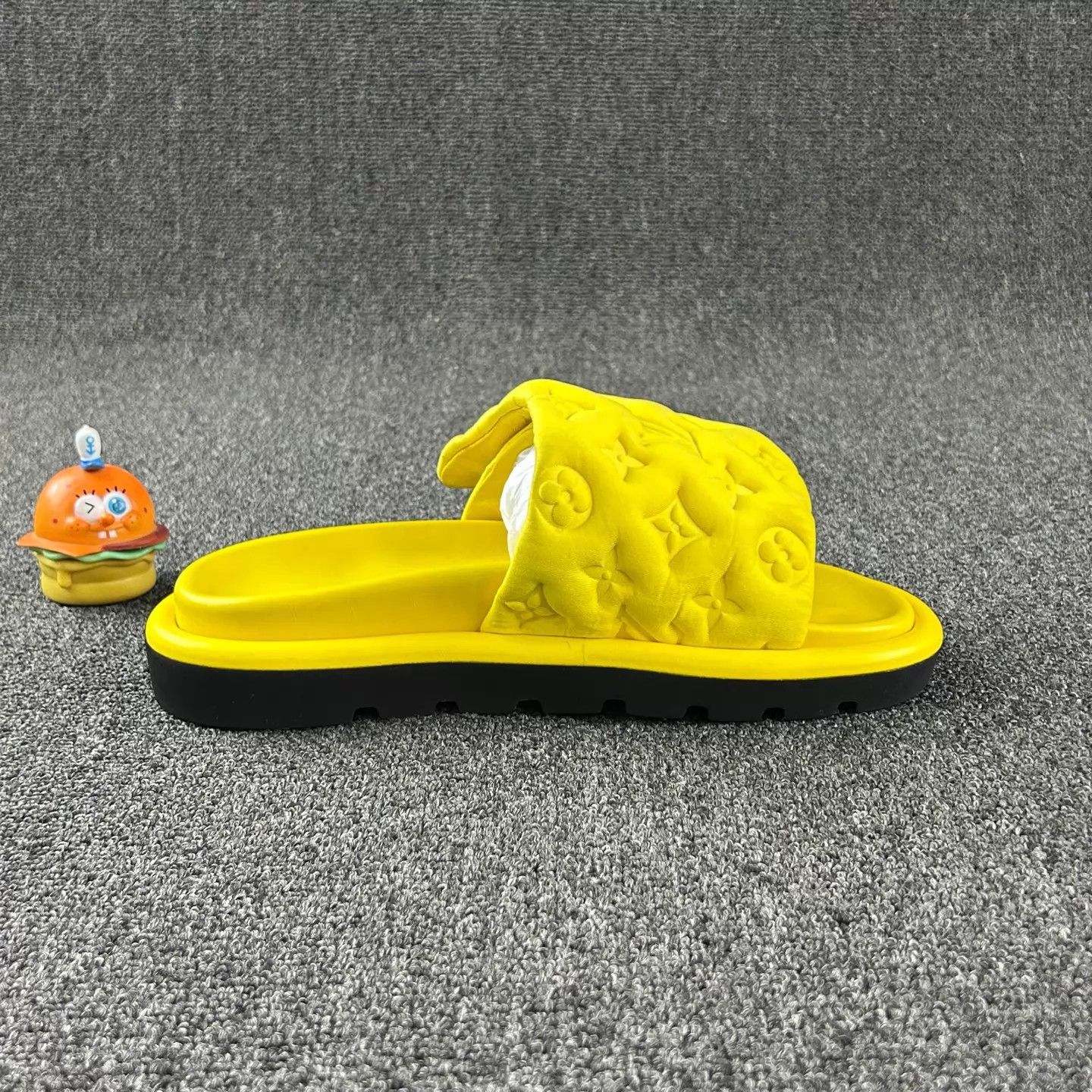 Louis Vuitton LV Yellow Embossed Monogram Slippers EU37 Size US 6.5 / IT 36.5 - 4 Thumbnail