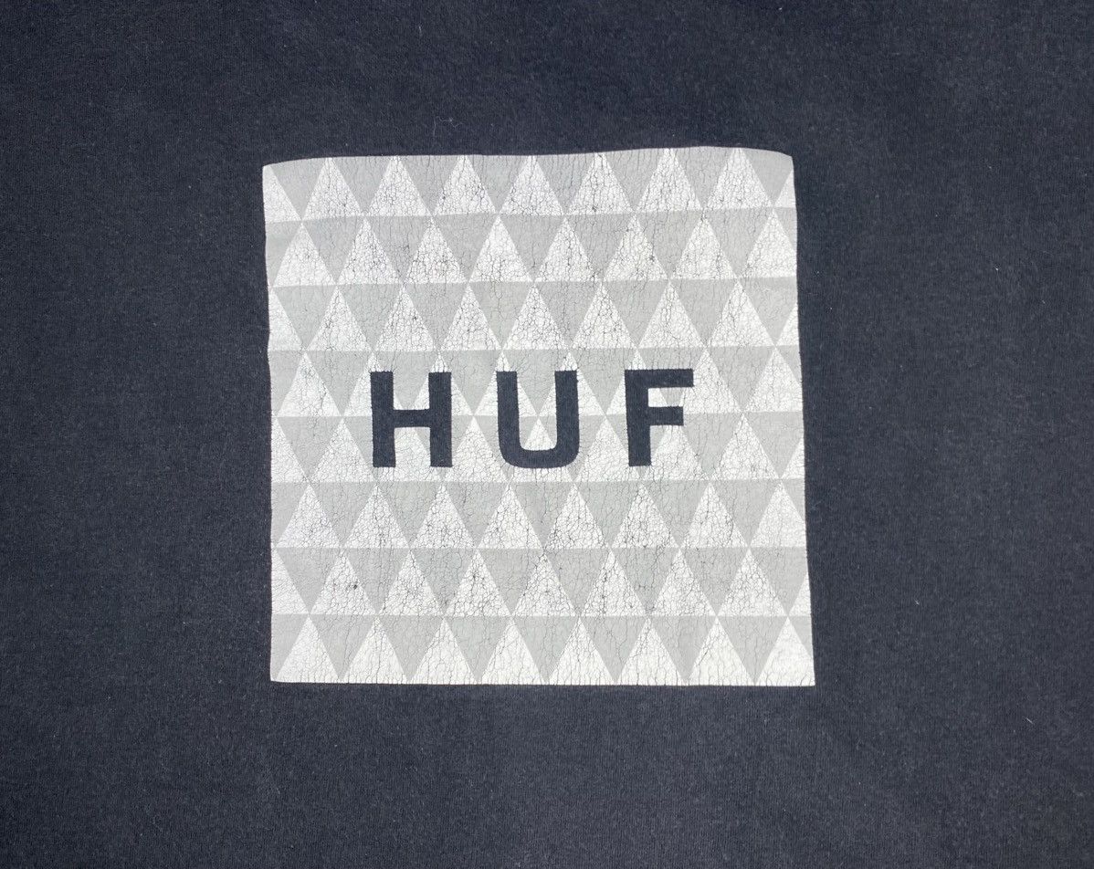 Huf Black Huf Triangle Box Logo Tee XL Men Size US XL / EU 56 / 4 - 2 Thumbnail