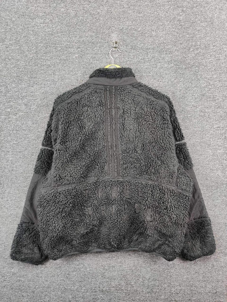 Adidas Vintage Adidas Three Stripes Sherpa Fleece Jacket Size US L / EU 52-54 / 3 - 6 Thumbnail