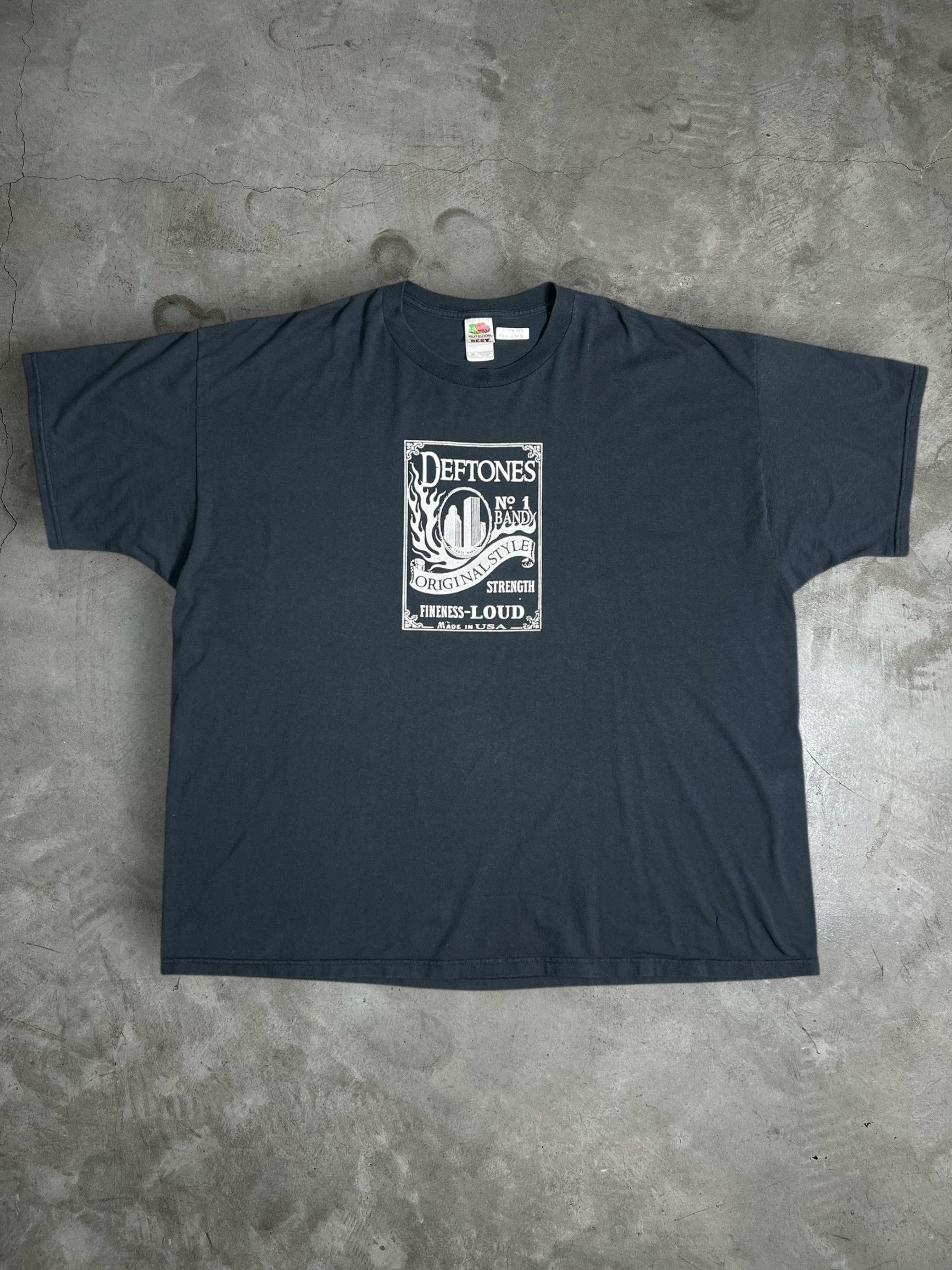 Band Tees Vintage DEFTONES Jack Daniels Rip-Off Band Tee (3XL) GTME599 Size US XXL / EU 58 / 5 - 1 Thumbnail