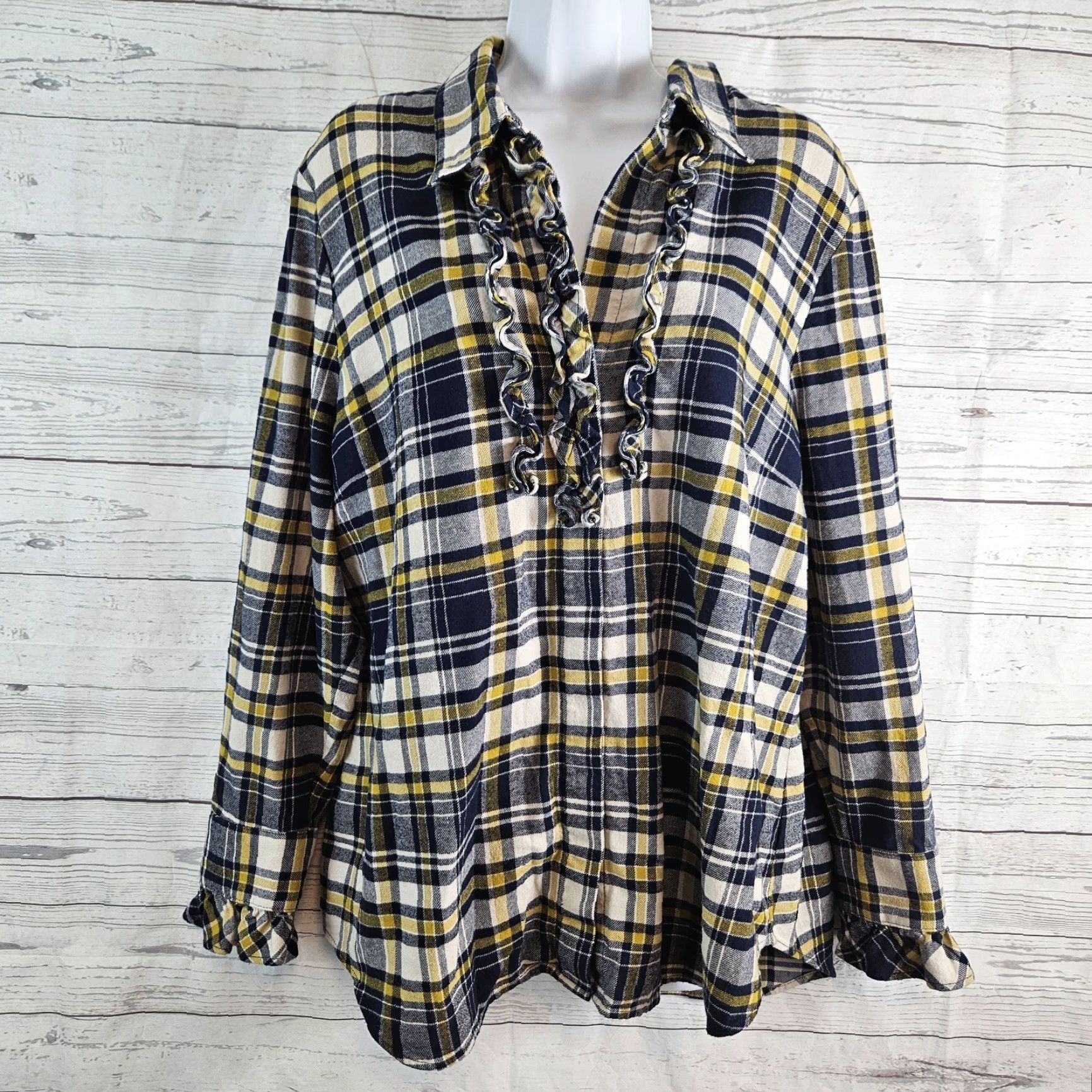 Vintage Cabi 4233 Womens Seattle Shirt XL Blue Cotton Ruffle Long Sleeve Button-Up Casual Shirt Womens XL Blue Cotton Ruffle Seattle Shirt Size XL / US 12-14 / IT 48-50 - 2 Thumbnail