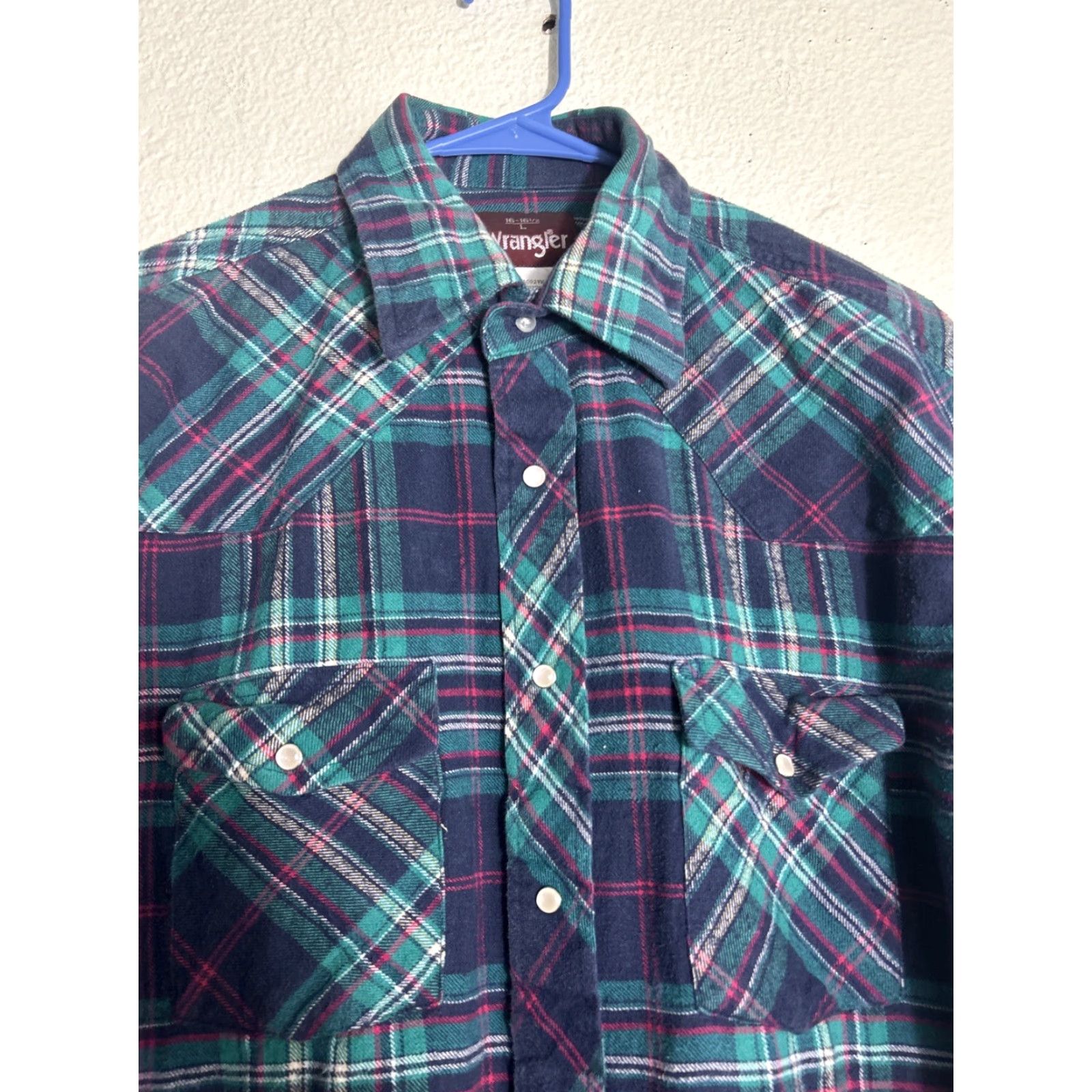 Wrangler VINTAGE Wrangler Mens Large Green Plaid Pearl Snap Shirt Long Sleeve 100% Cotton Size US L / EU 52-54 / 3 - 3 Thumbnail