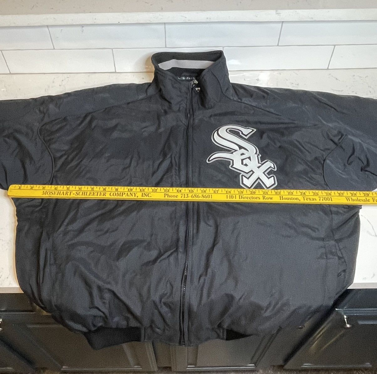 Majestic Authentic Majestic MLB White Socks Jacket Good Condition Size US XL / EU 56 / 4 - 3 Thumbnail
