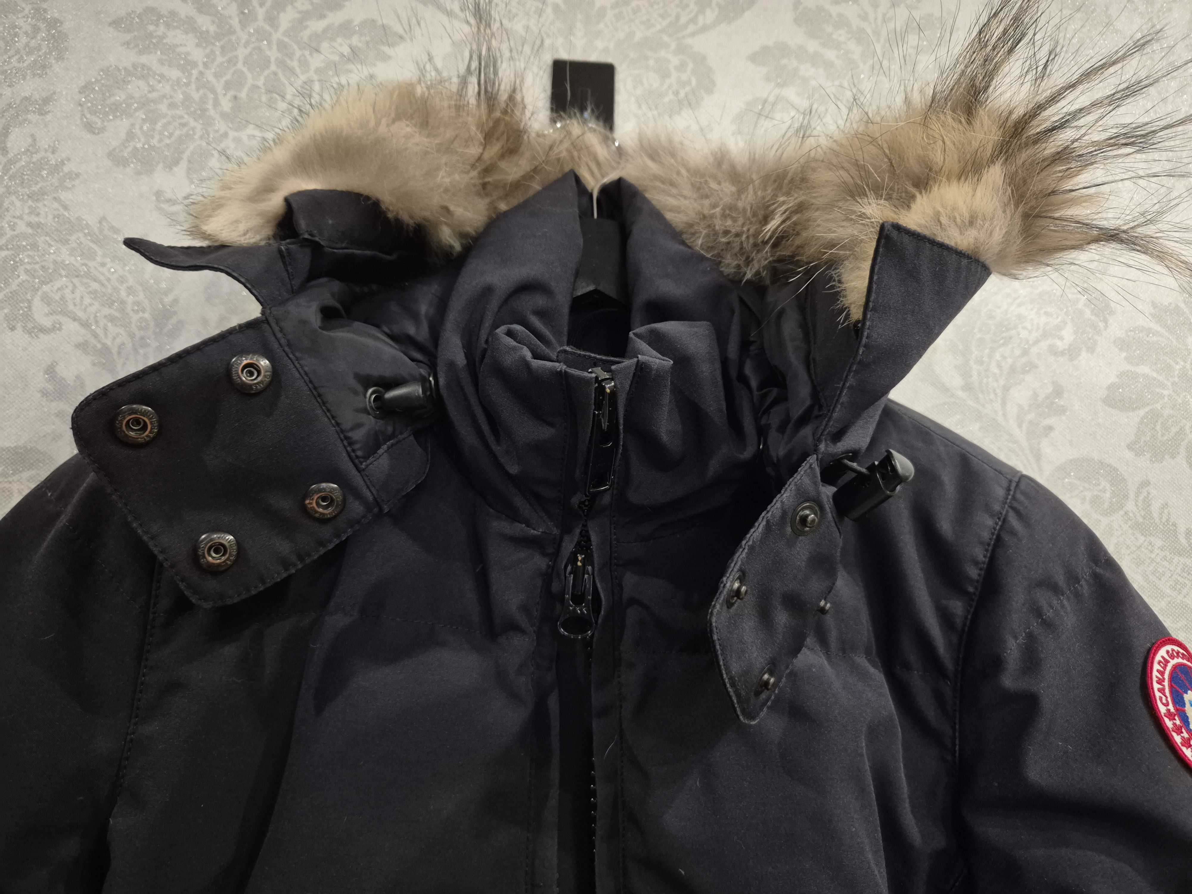 Canada Goose Canada Goose Womens Parka Jacket Navy Fur Hood XS 3804L Size XS / US 0-2 / IT 36-38 - 15 Thumbnail