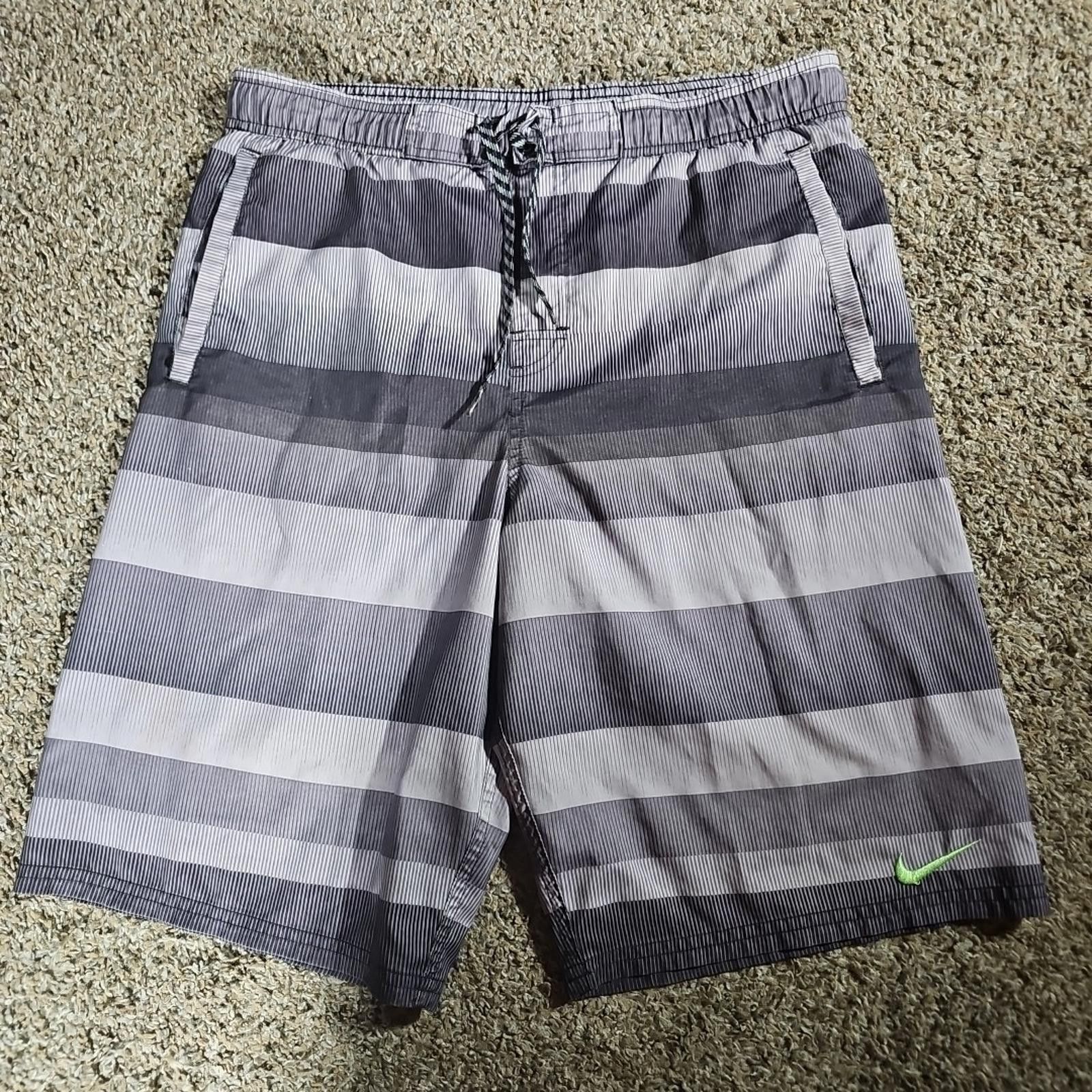 Nike Nike Hybrid Board Swim Shorts Small Gray Size US 30 / EU 46 - 1 Thumbnail