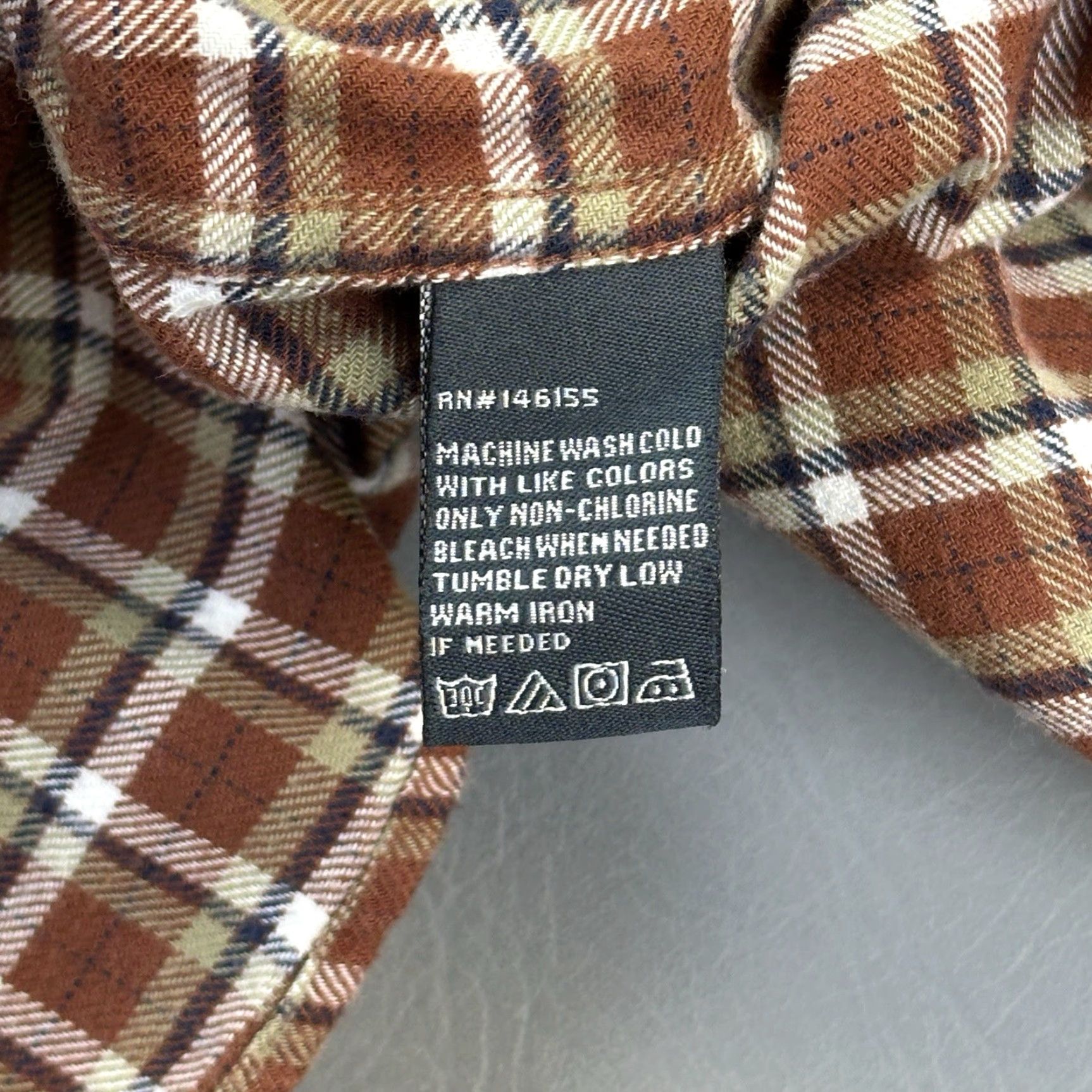 Vintage Fish Hippie Shirt Mens Large Brown Plaid Flannel Long Sleeve Button Down Preppy Shirt Mens Large Brown Plaid Flannel Long Sleeve Button-Down Size US L / EU 52-54 / 3 - 6 Thumbnail