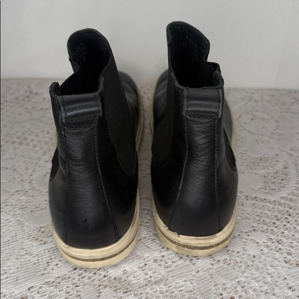 Birkenstock Birkenstock Bend Chelsea black leather high top boots sz 10 Size US 10 / IT 40 - 7 Thumbnail