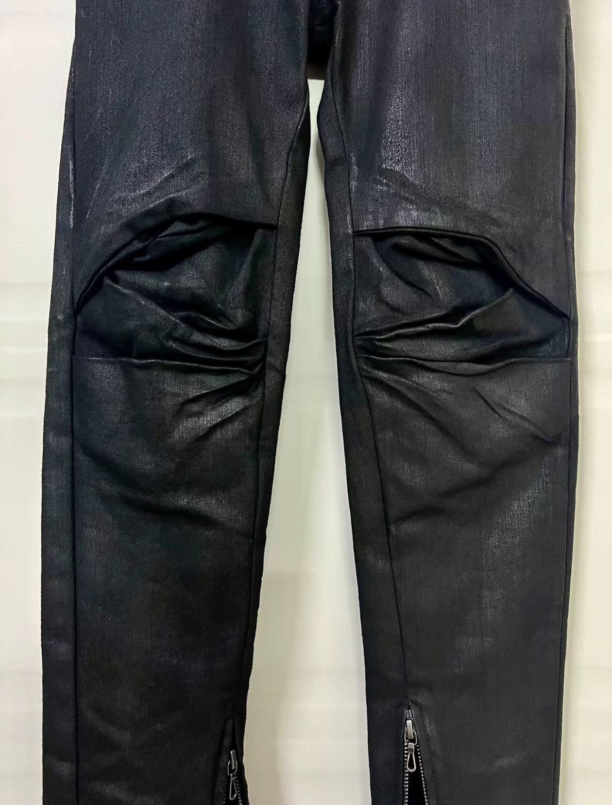 Julius Julius 7 brushed adhesive coated waxed jeans 2412-Nextarrow Size US 31 - 4 Thumbnail