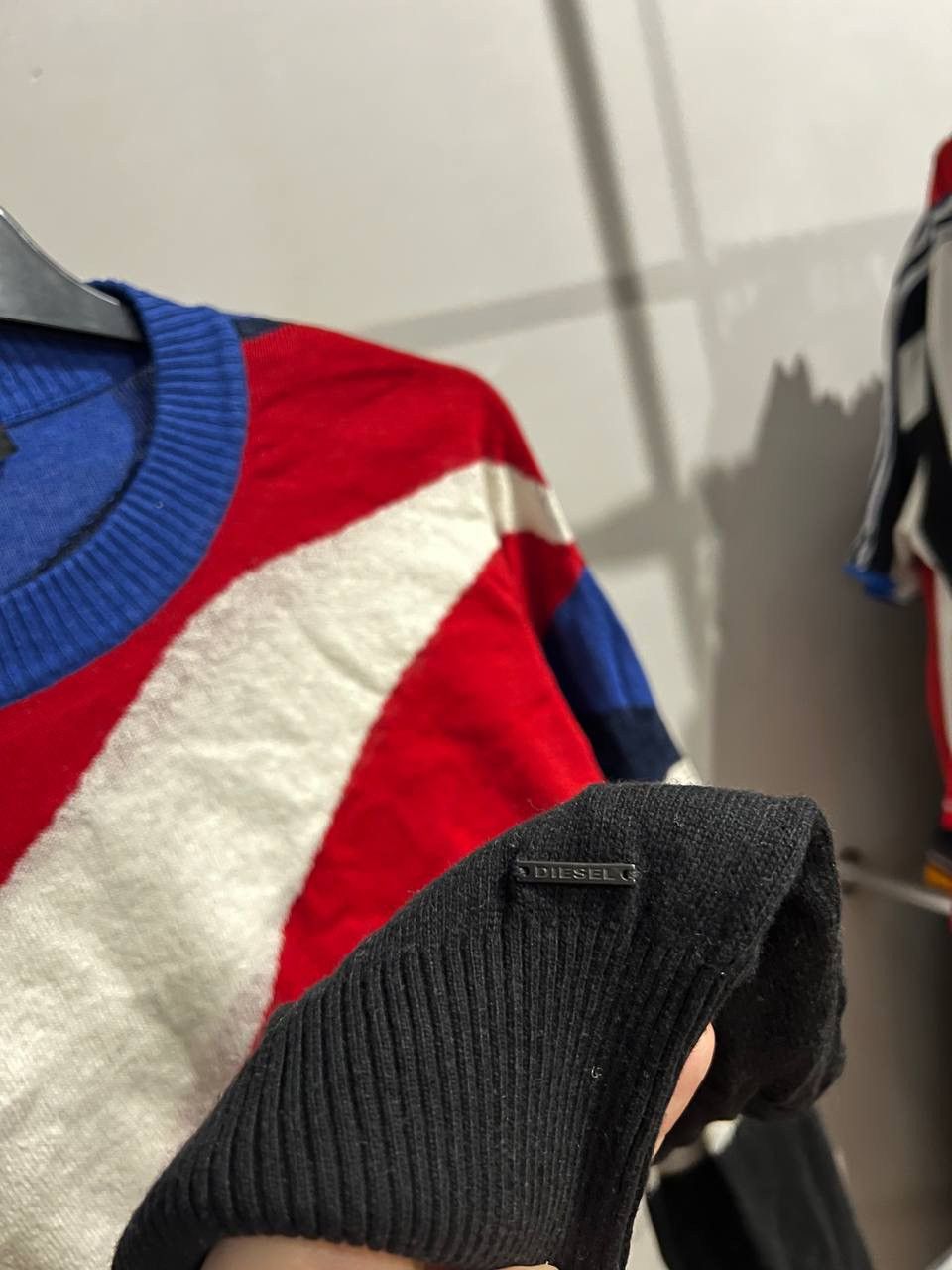 Diesel DIESEL ABSTRACT MENS COLORFUL KNIT FASHION CRAZY SWEATER L Size US L / EU 52-54 / 3 - 7 Thumbnail